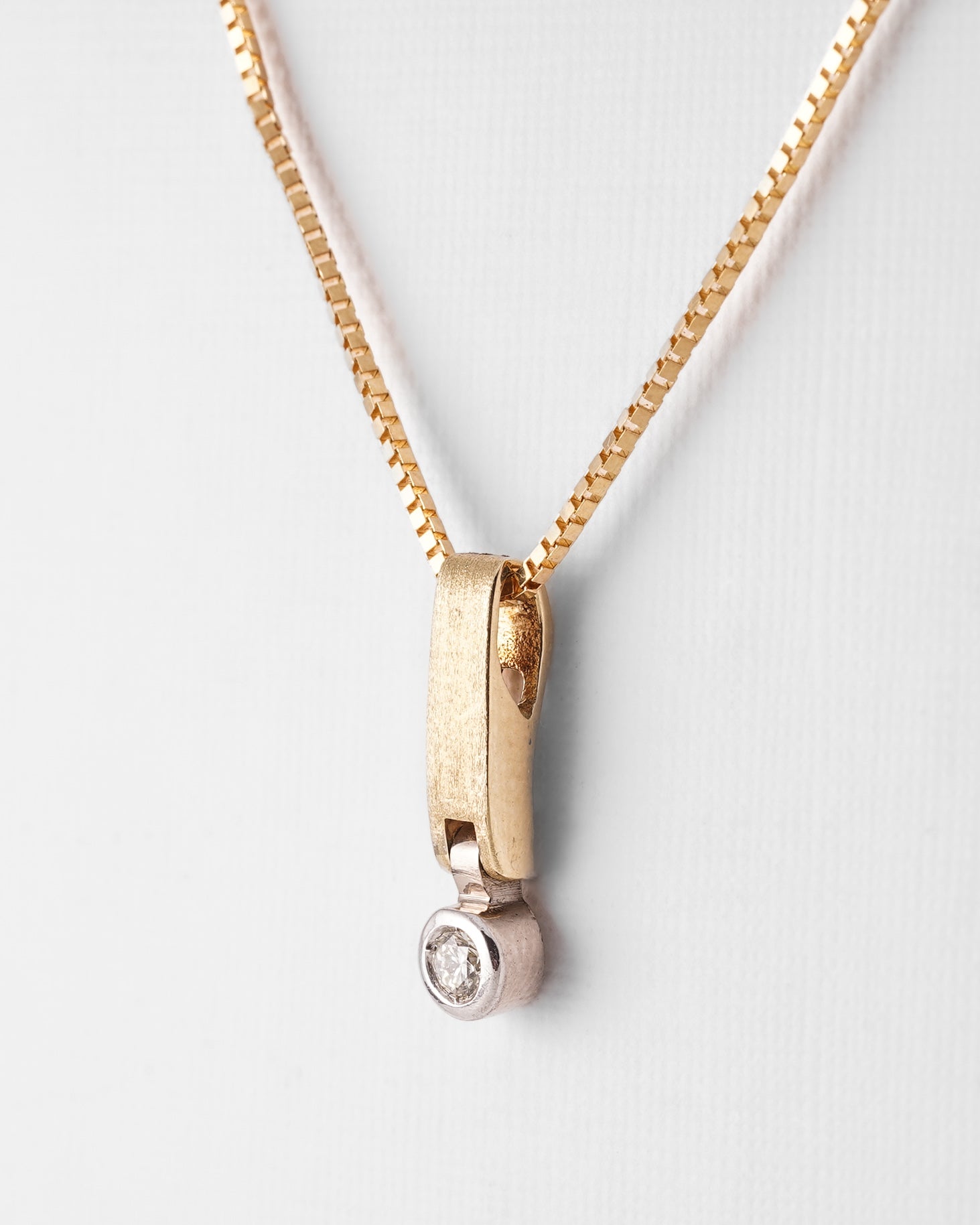 Yara | 14K Yellow Gold Diamonds (0.03ct) Pendant