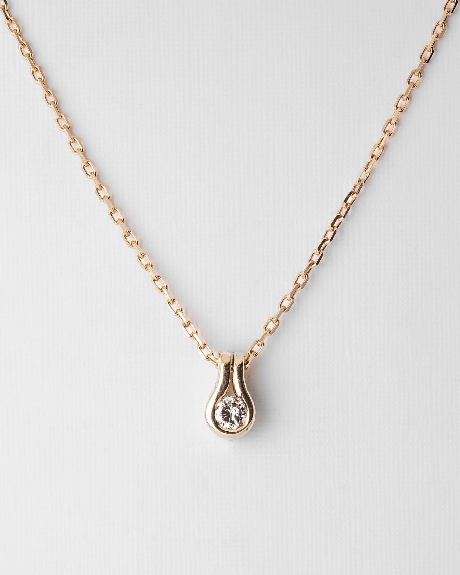 Zoé | 14K Yellow Gold (0.2ct) Diamond Pendant