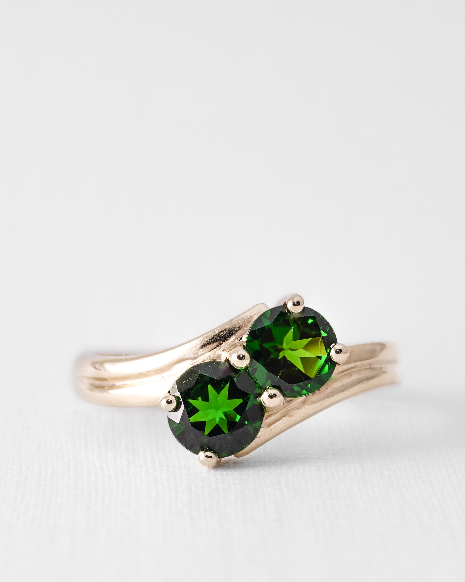 Diopsera | Vintage Diopsiet Two-stone Ring