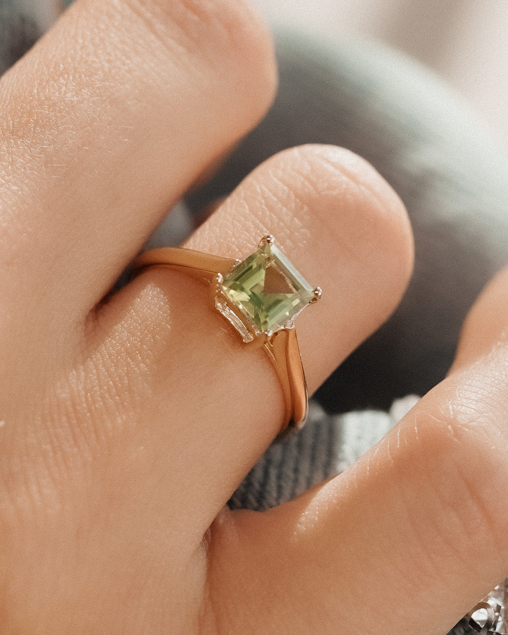 Amandine | Vintage Peridoot Solitaire Ring