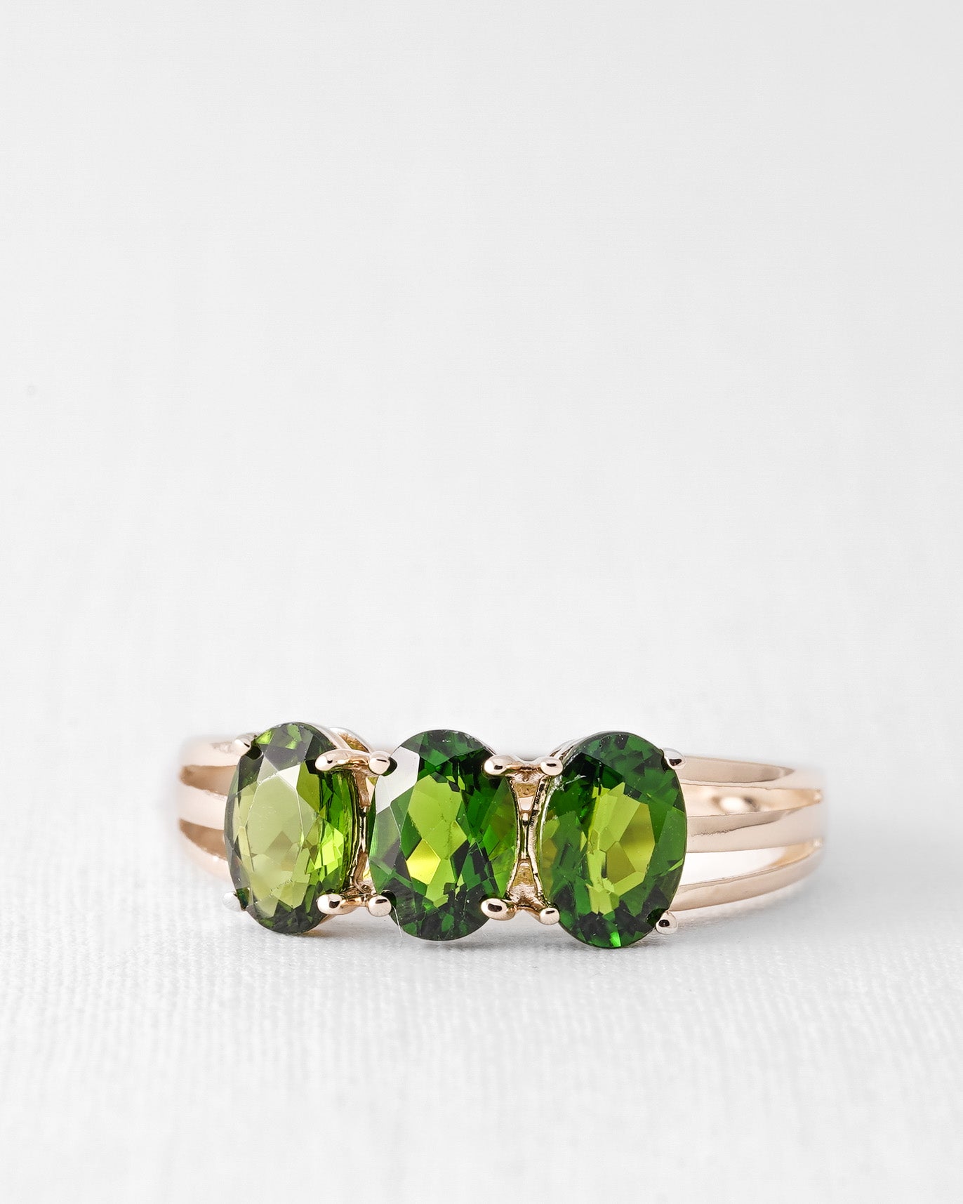 Virenna | Vintage Diopside Three-Stone Ring