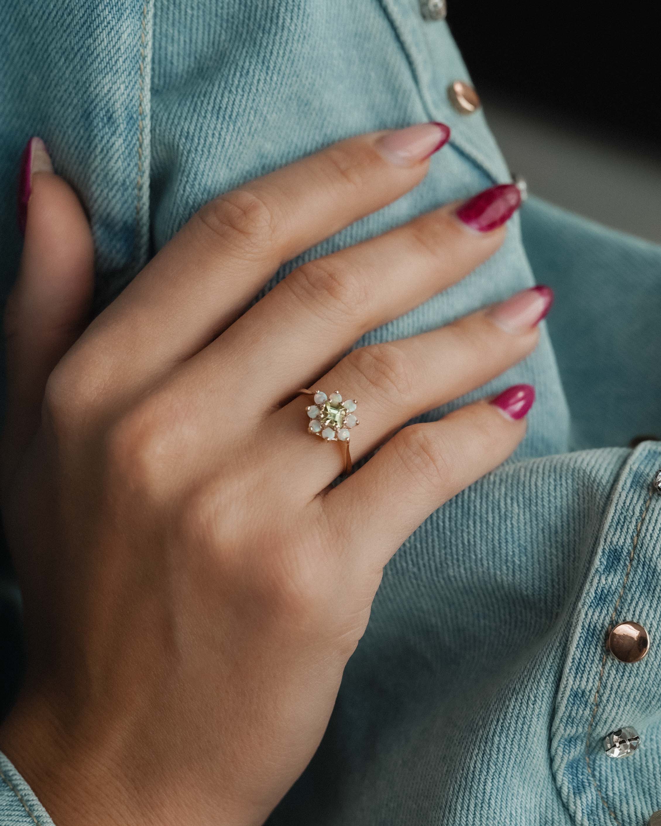 Ophelia | Vintage Peridoot & Opaal Cluster Ring