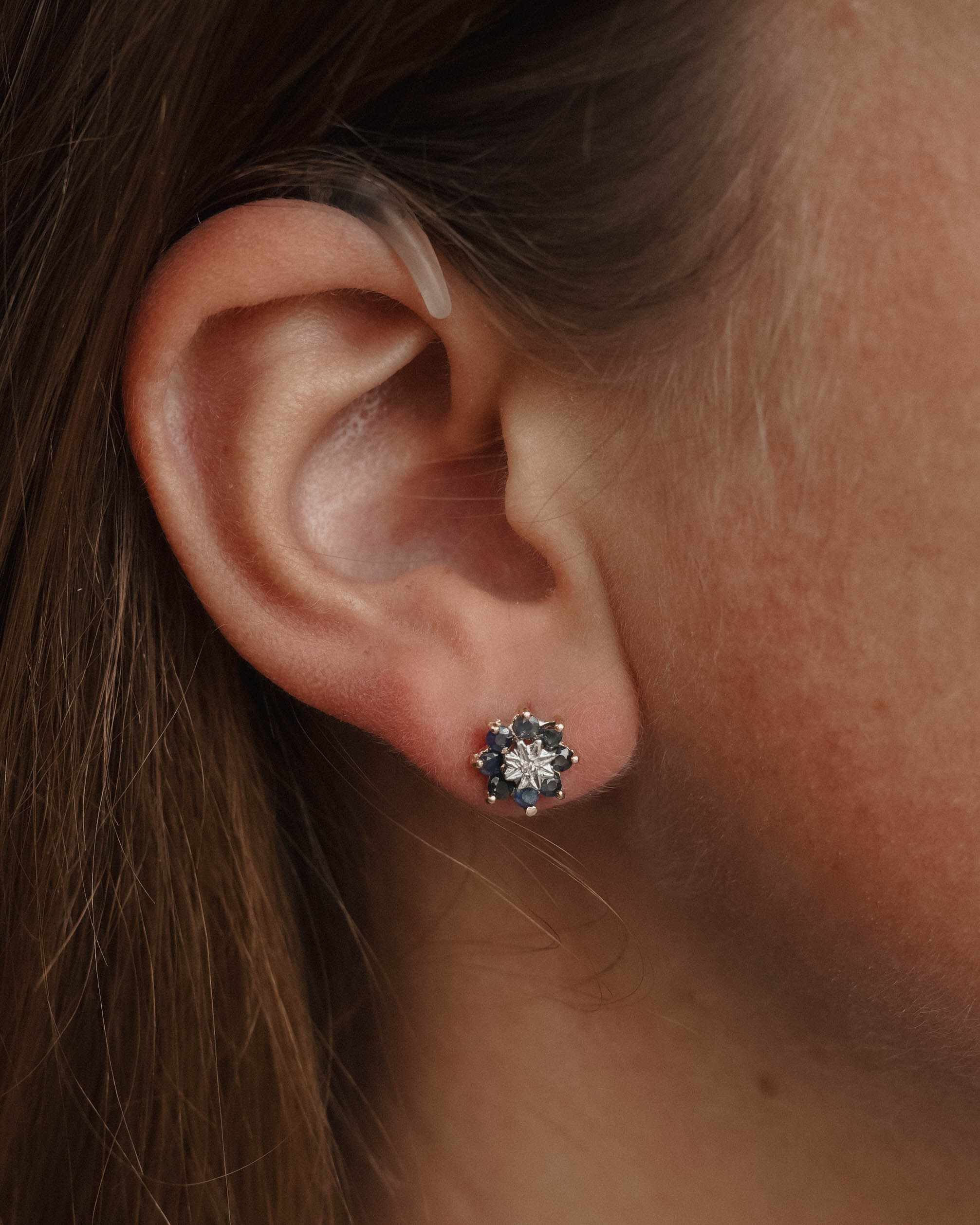 Lilibet | Vintage Gouden Saffier & Diamant Oorbellen - Menina Amsterdam