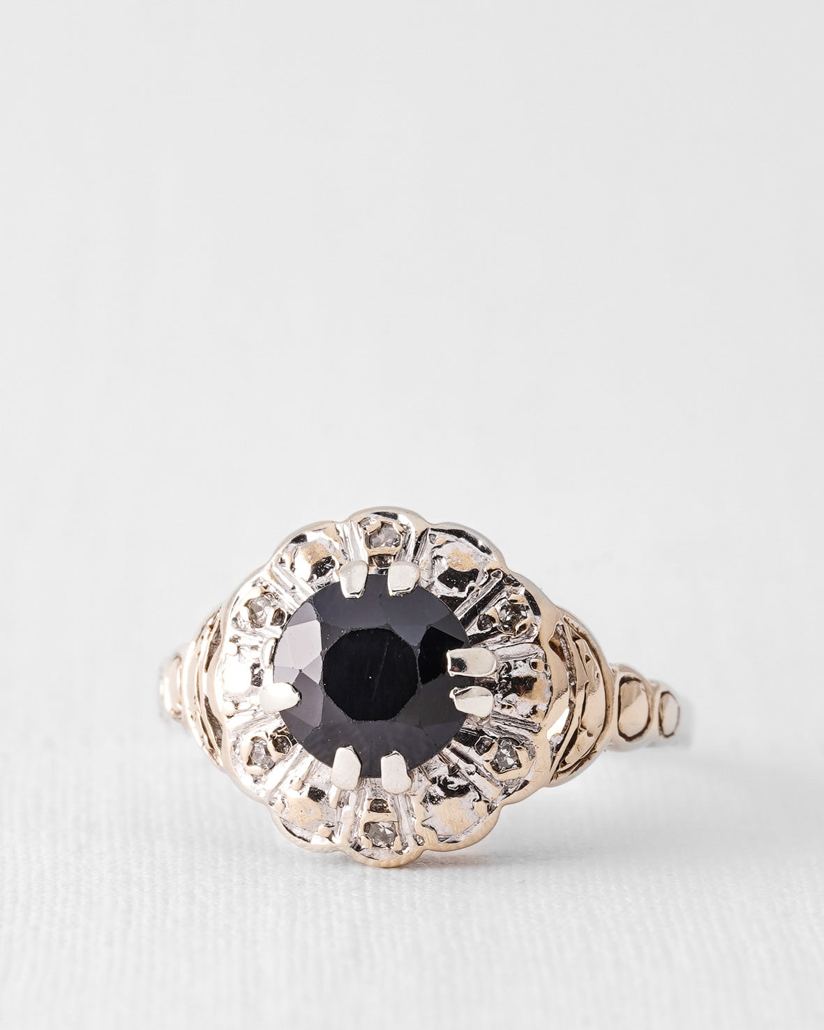 Aradia | Vintage Sapphire and Diamond Cluster Ring