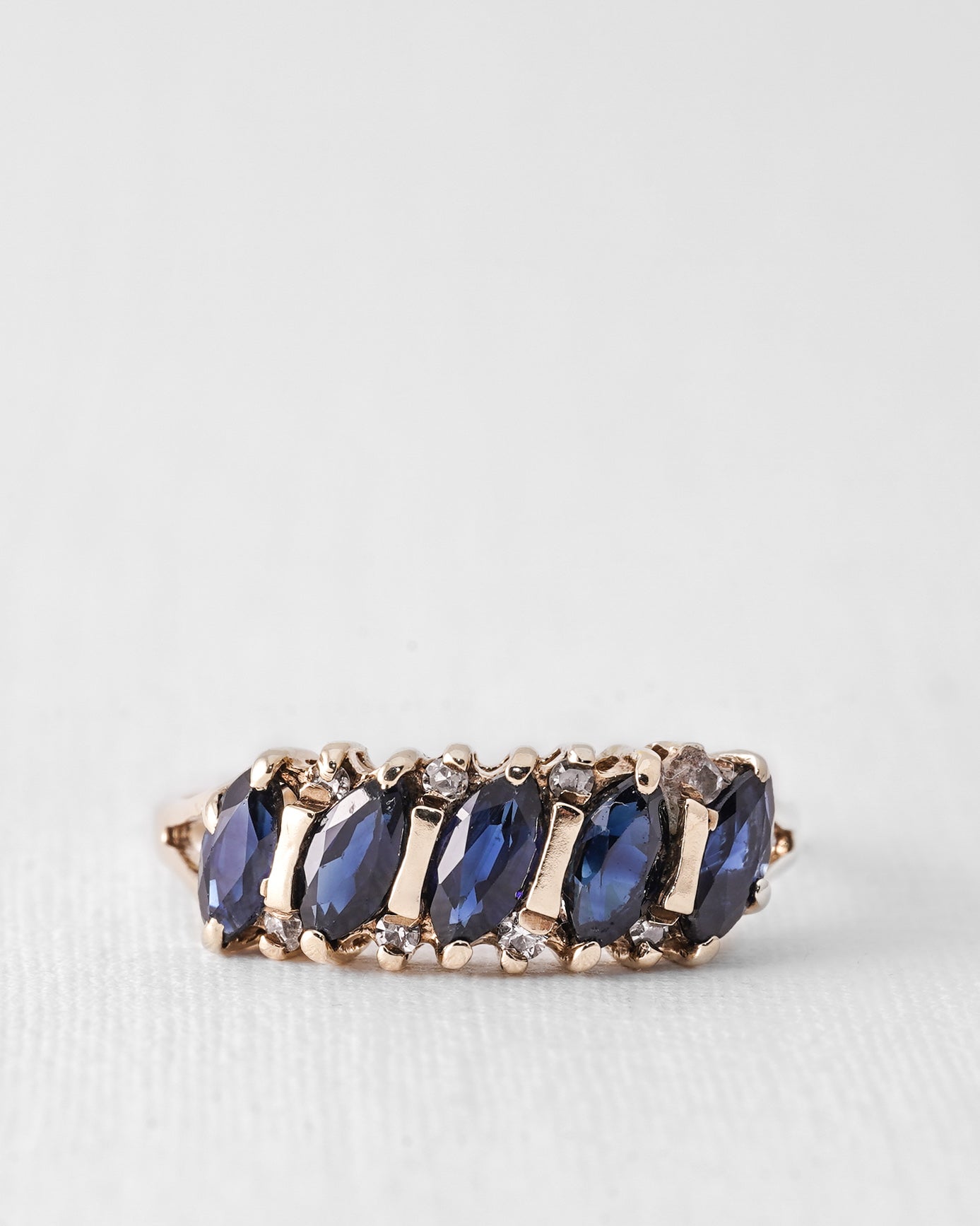 Savyelle | Vintage Saffier & Diamant Dress Ring