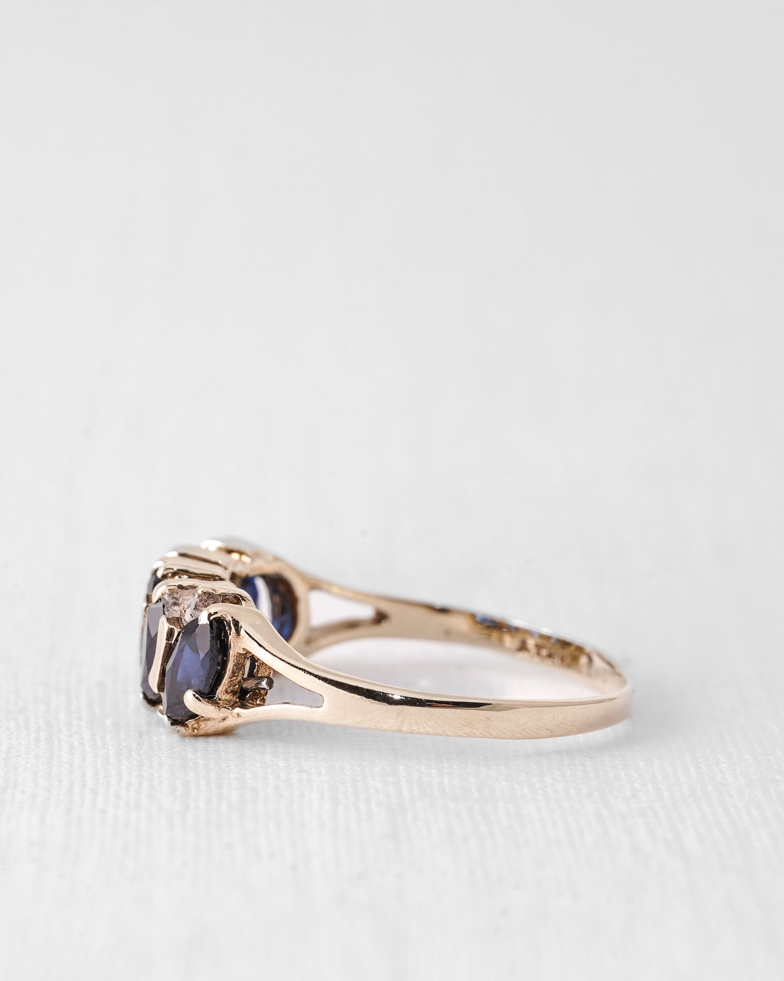 Savyelle | Vintage Saffier & Diamant Dress Ring