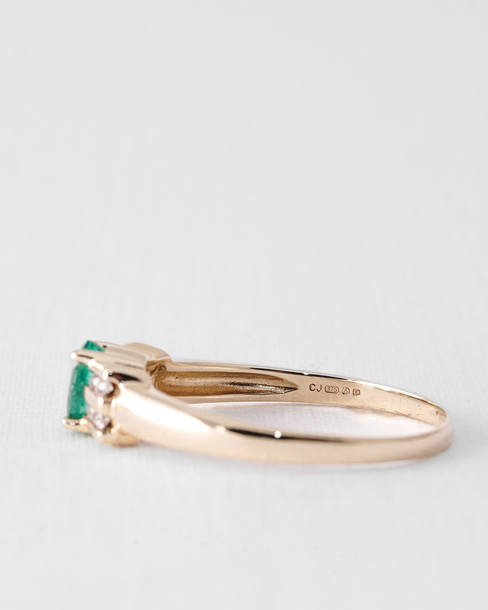 Erya | Vintage Smaragd & Diamant Details Ring