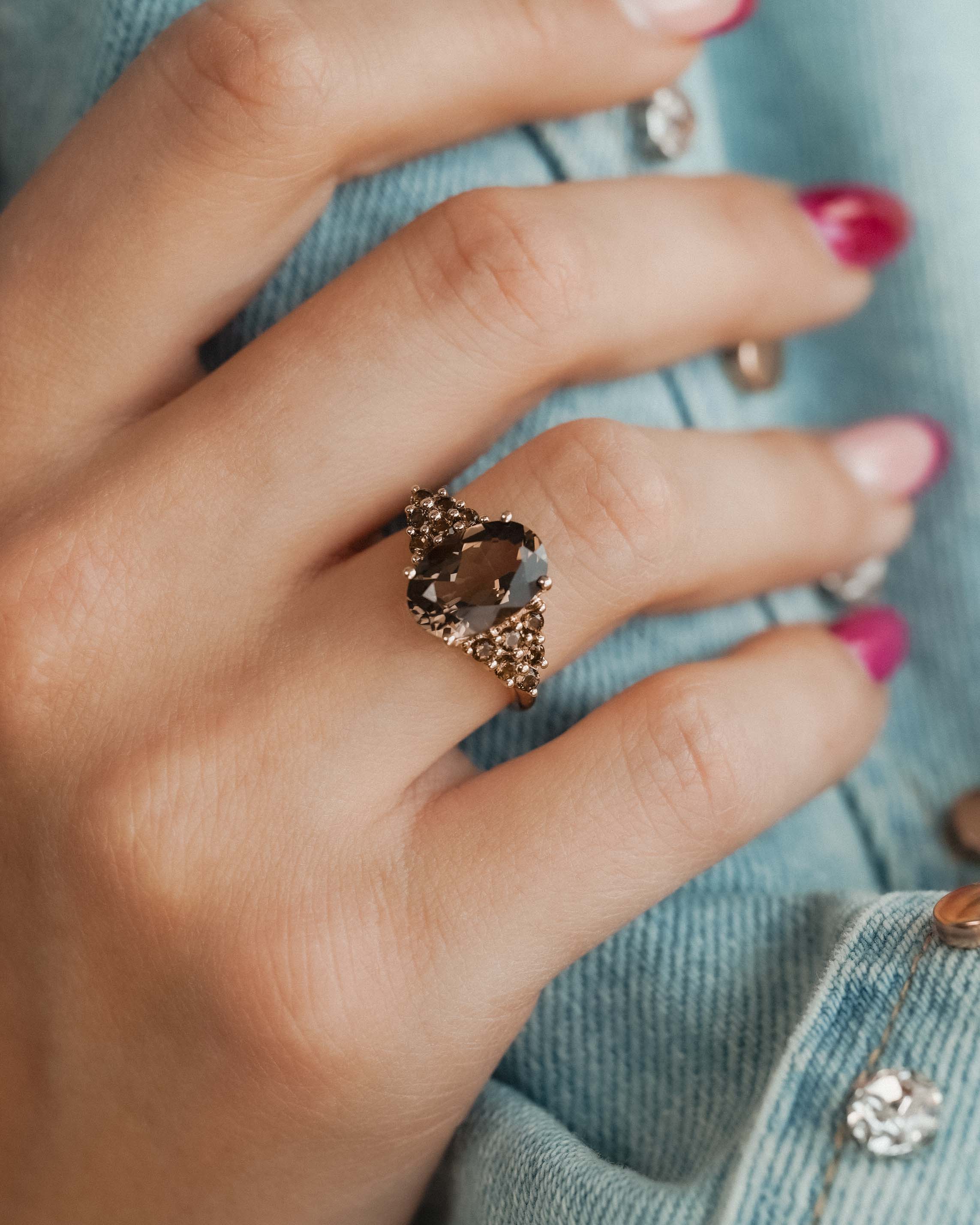Valerina | Vintage Rookkwarts Cluster Ring - Menina Amsterdam