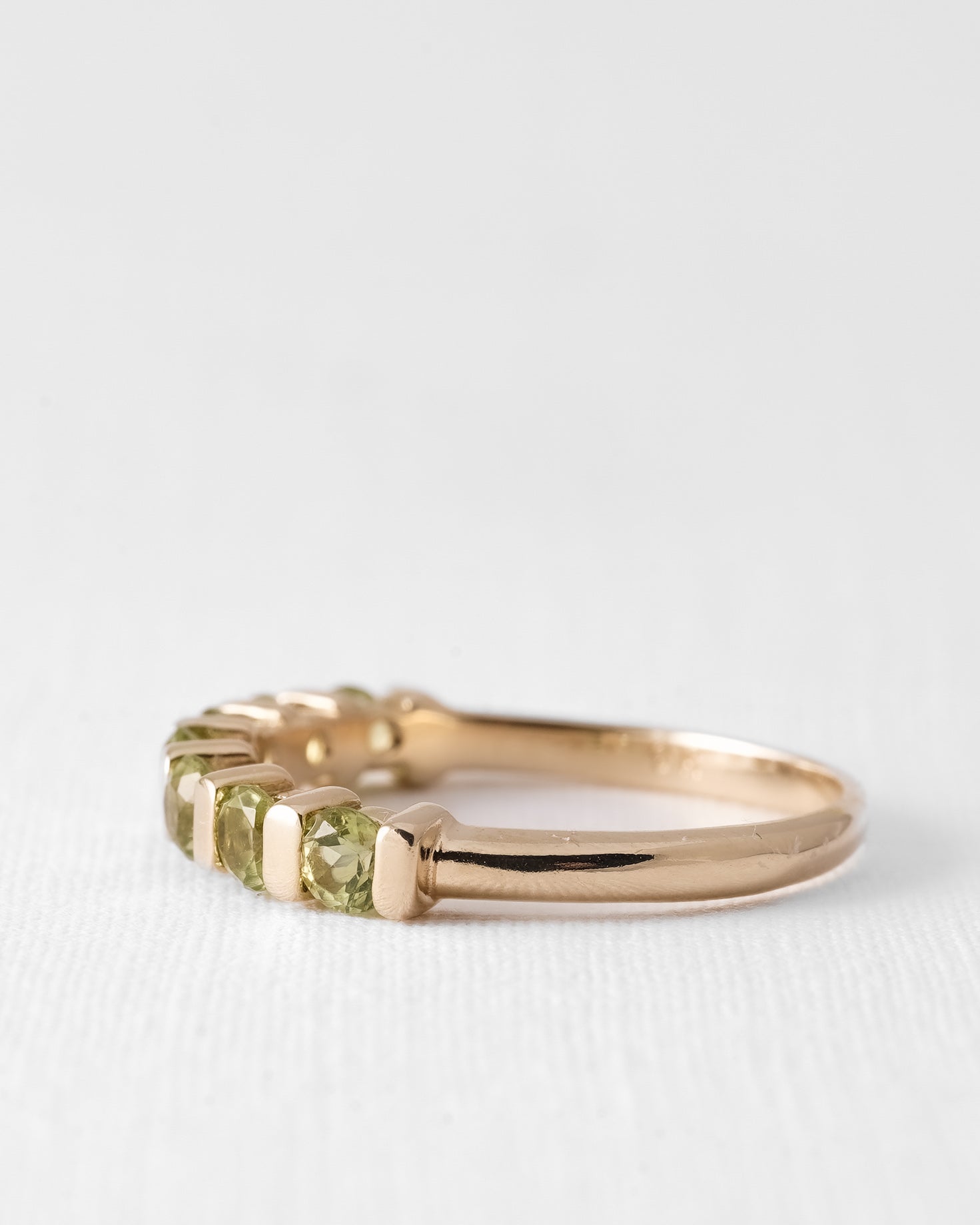 Luna | Vintage Kwarts Halve Eternity Ring