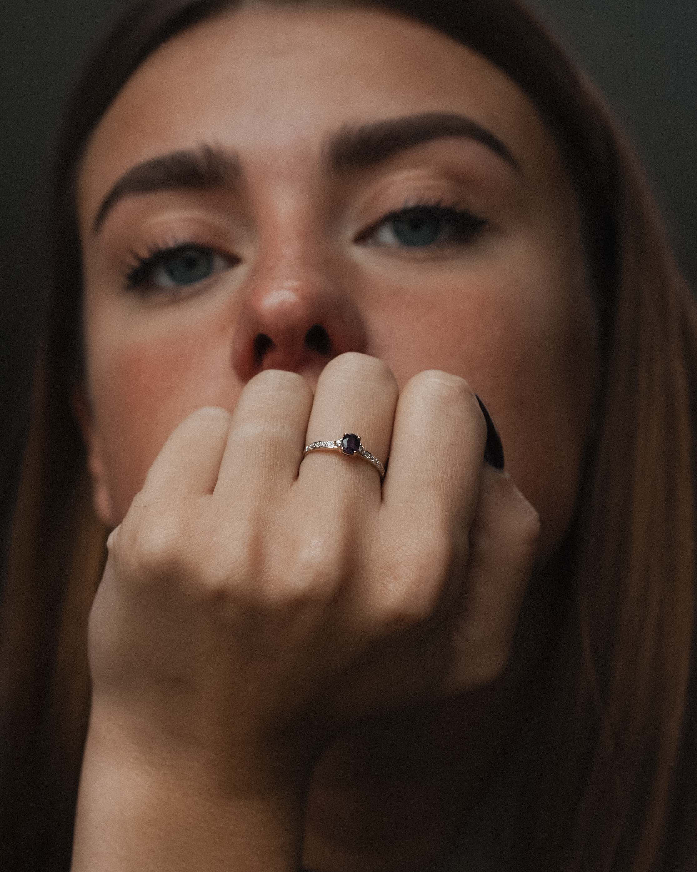 Aréssa | Vintage Kwarts Solitaire & Diamant Details Ring