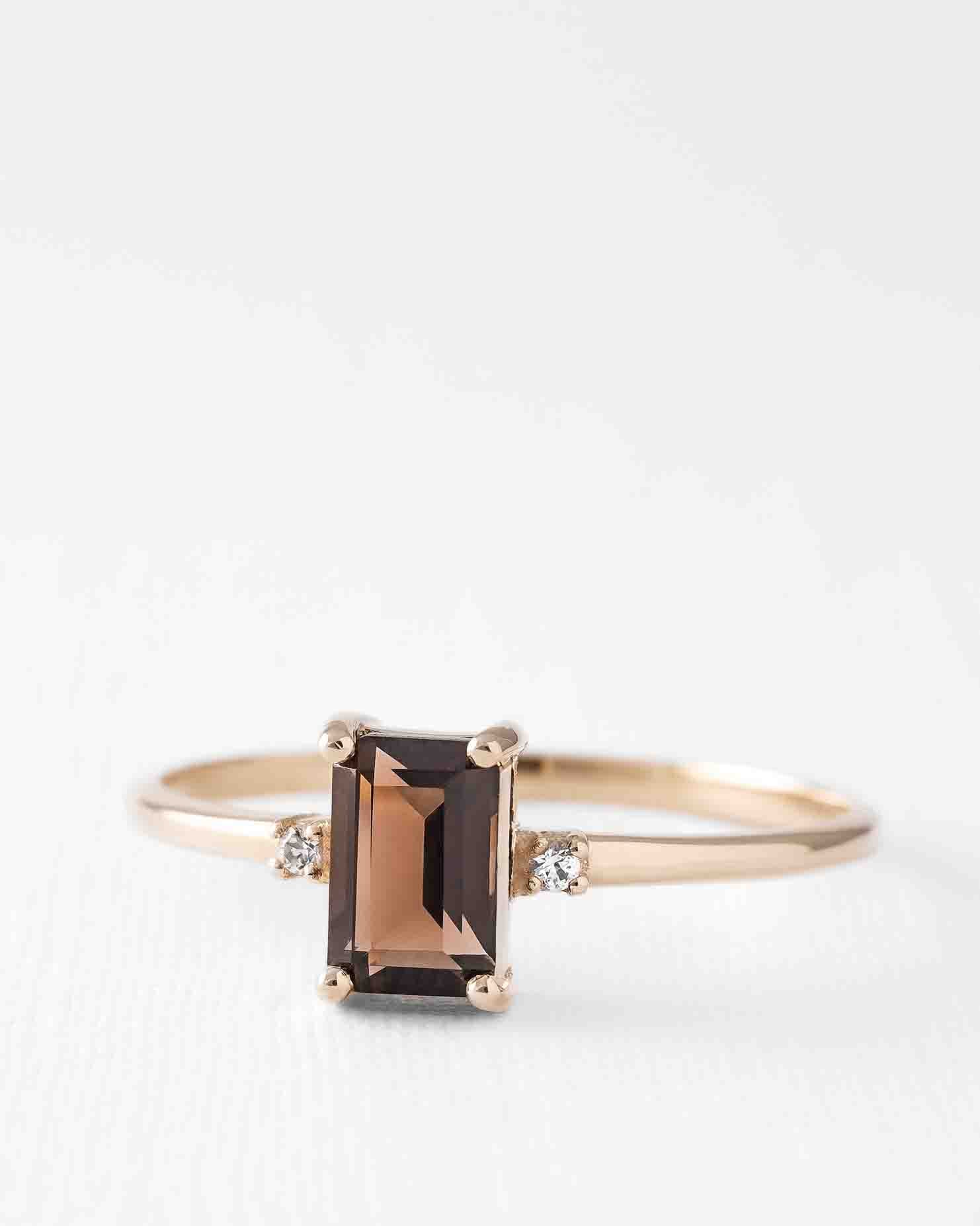 Louise | Rookkwarts Solitaire & Diamant Ring