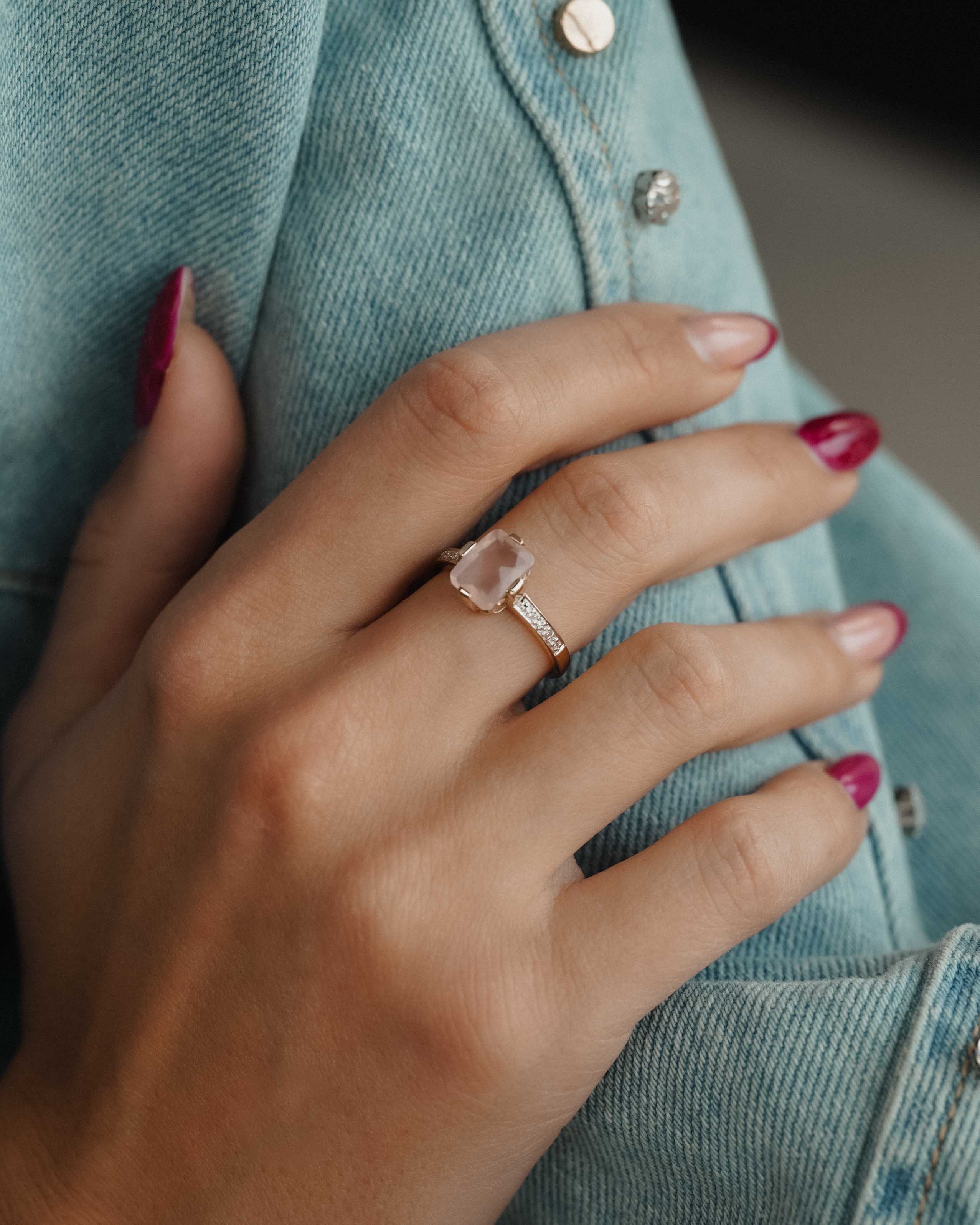 (05-03) Seraphina | Vintage Rose Quartz & Diamond Ring - Menina Amsterdam