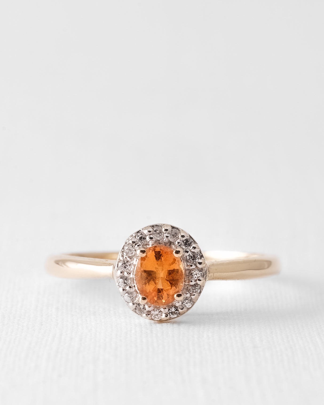 Arielle | Vintage Oranje & Witte Saffier Cluster Ring