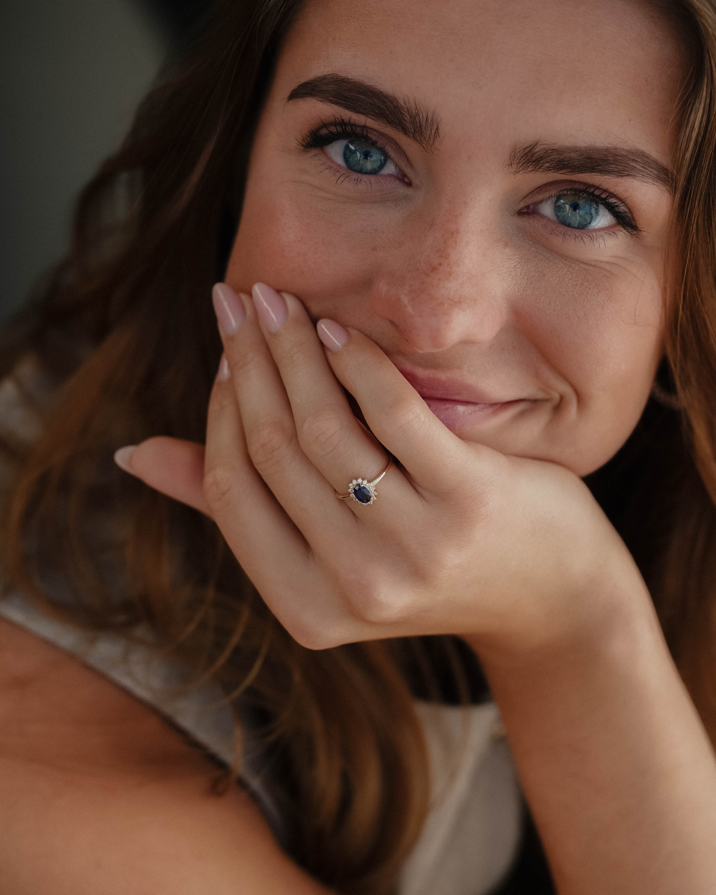 Livia | Saffier & Diamant Cluster Ring