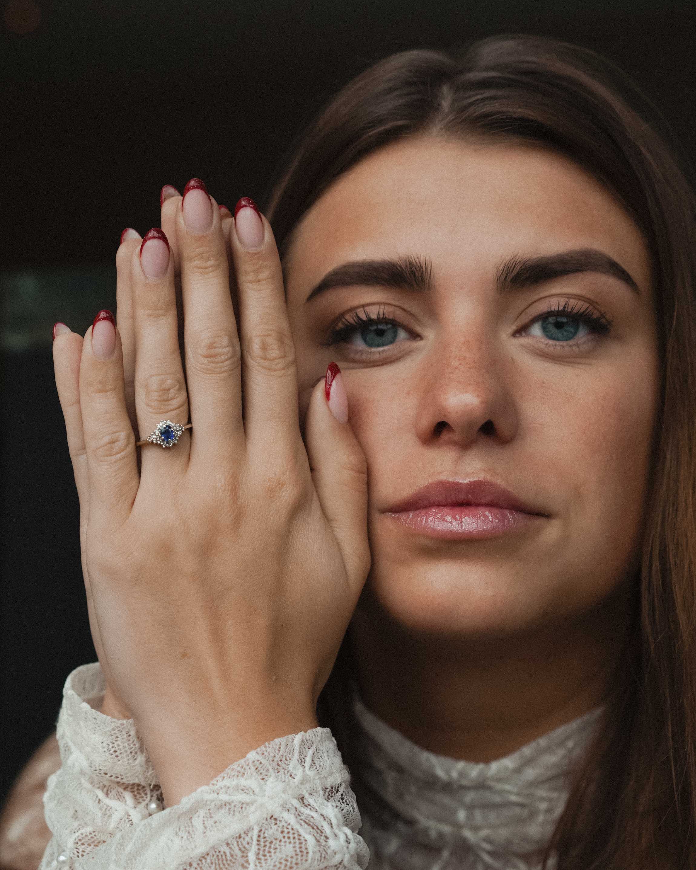 Lina | Vintage Sapphire and Diamond Cluster Ring