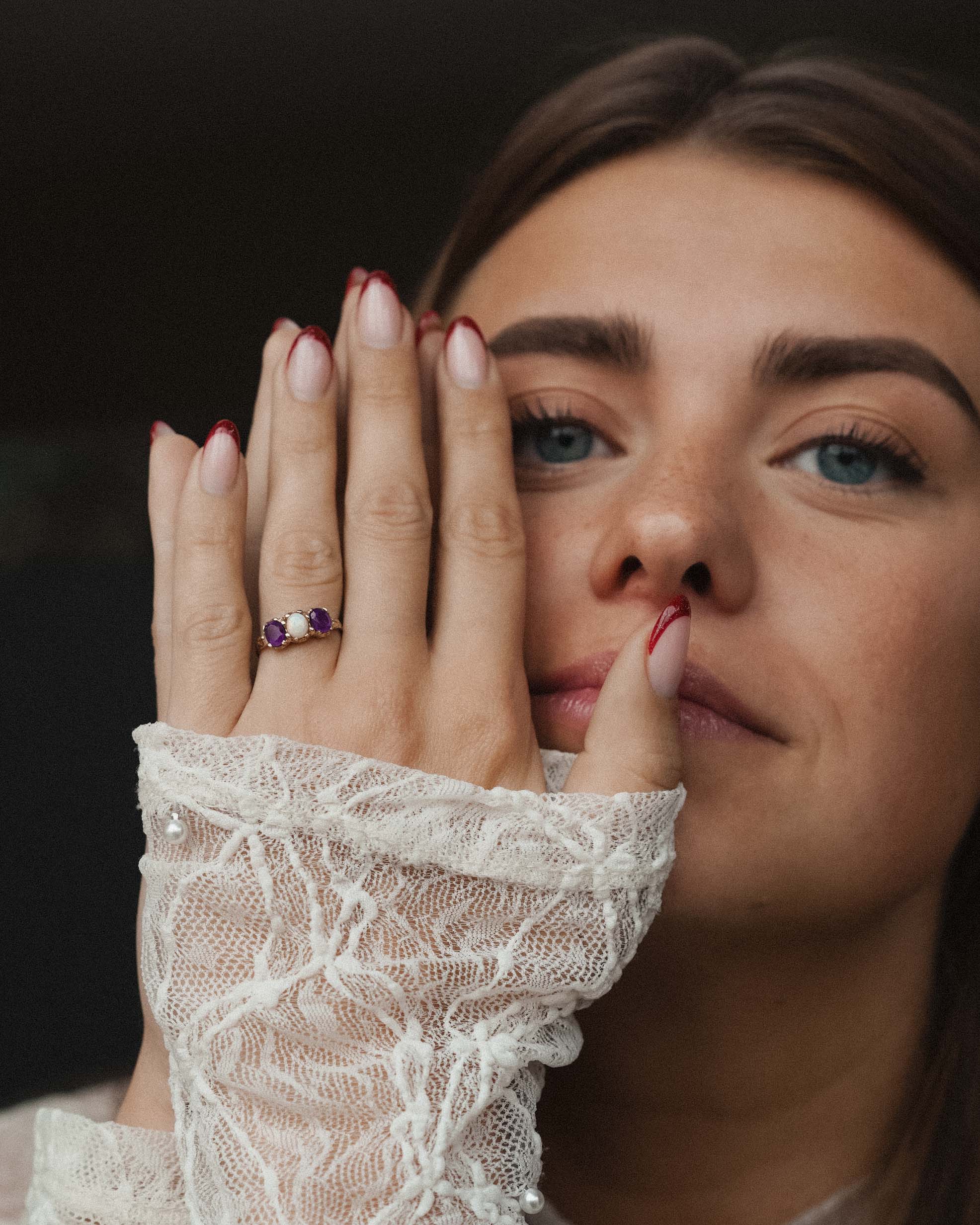 Liane | Vintage Amethyst and Opal Three-Stone Ring