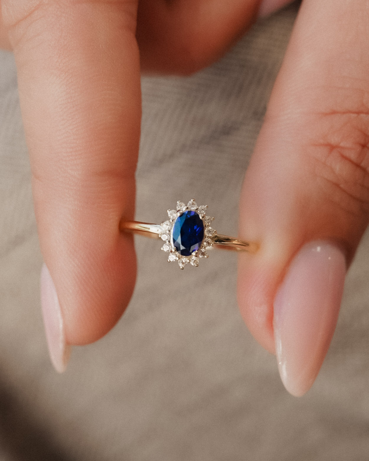 Livia | Saffier & Diamant Cluster Ring