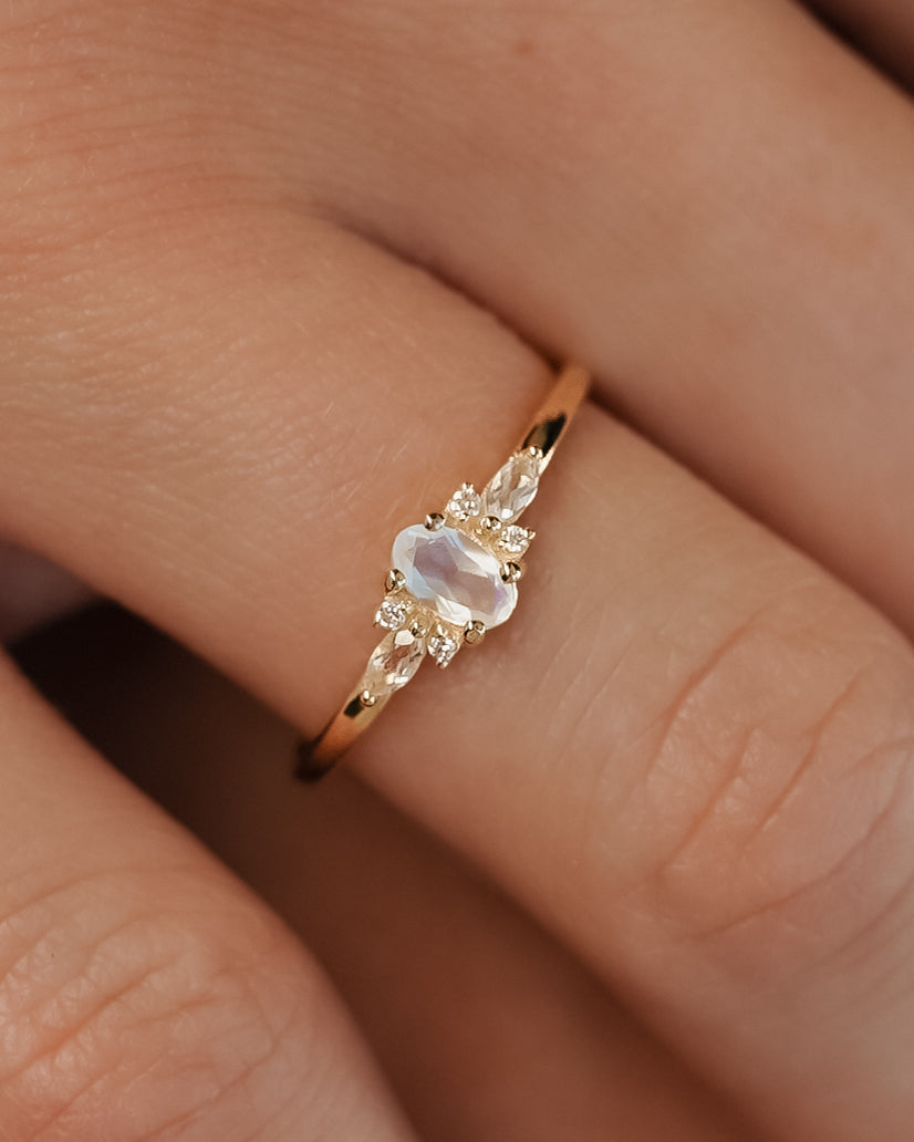 Camille | Maansteen & Diamant Ring