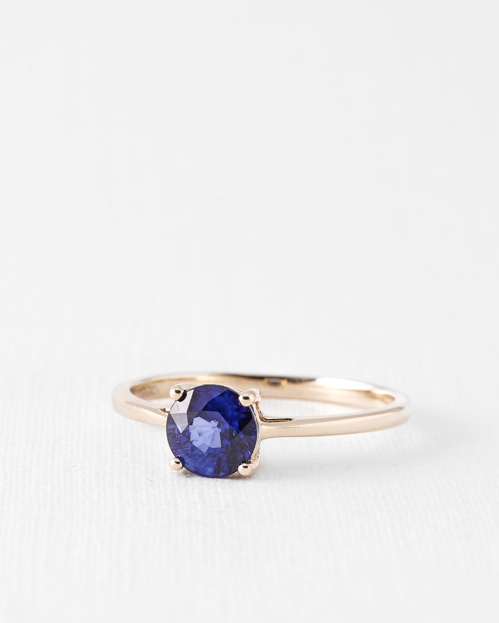 Kira | Vintage Kyaniet Solitaire - Menina Amsterdam