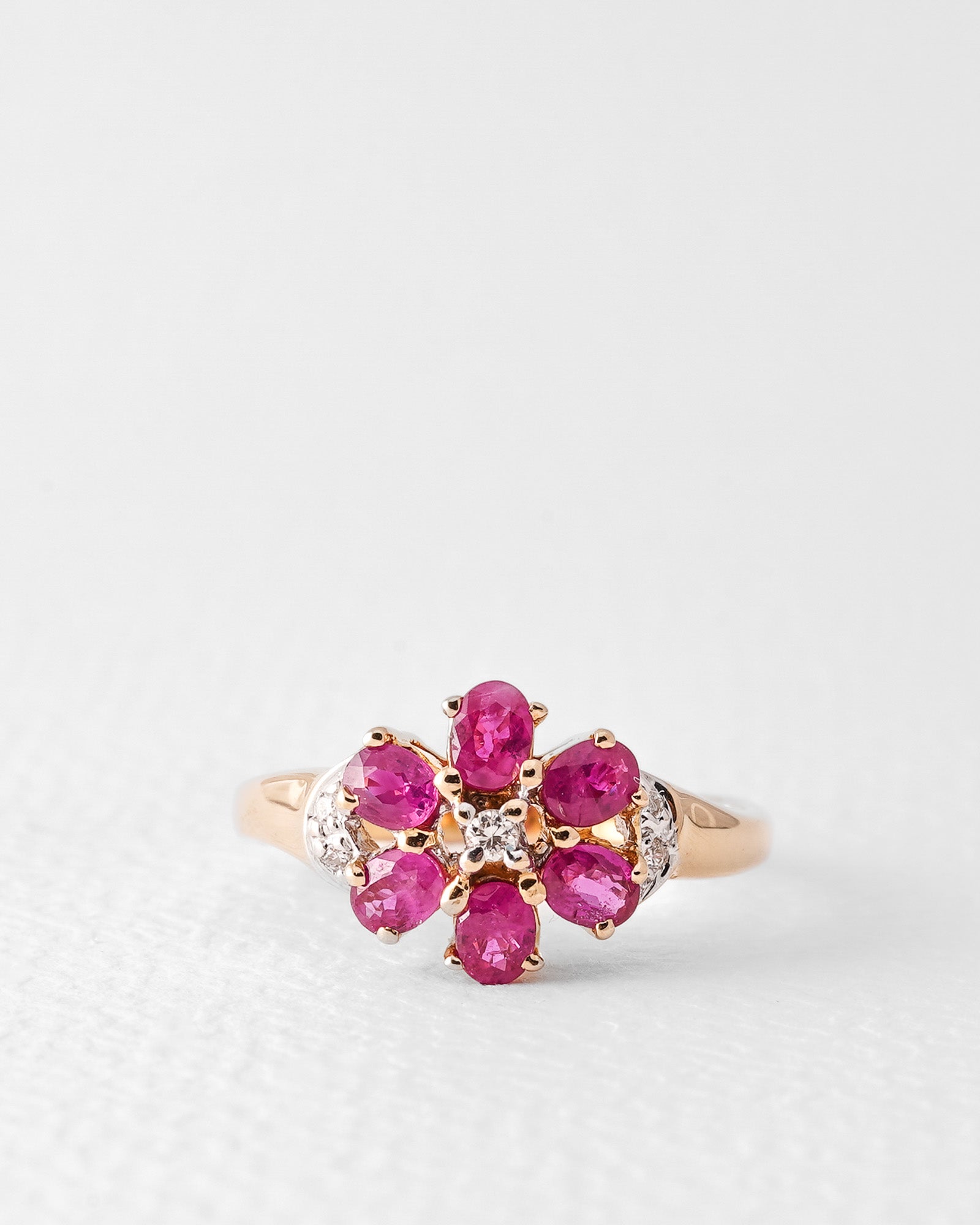Aveline | Vintage Robijn & Diamant