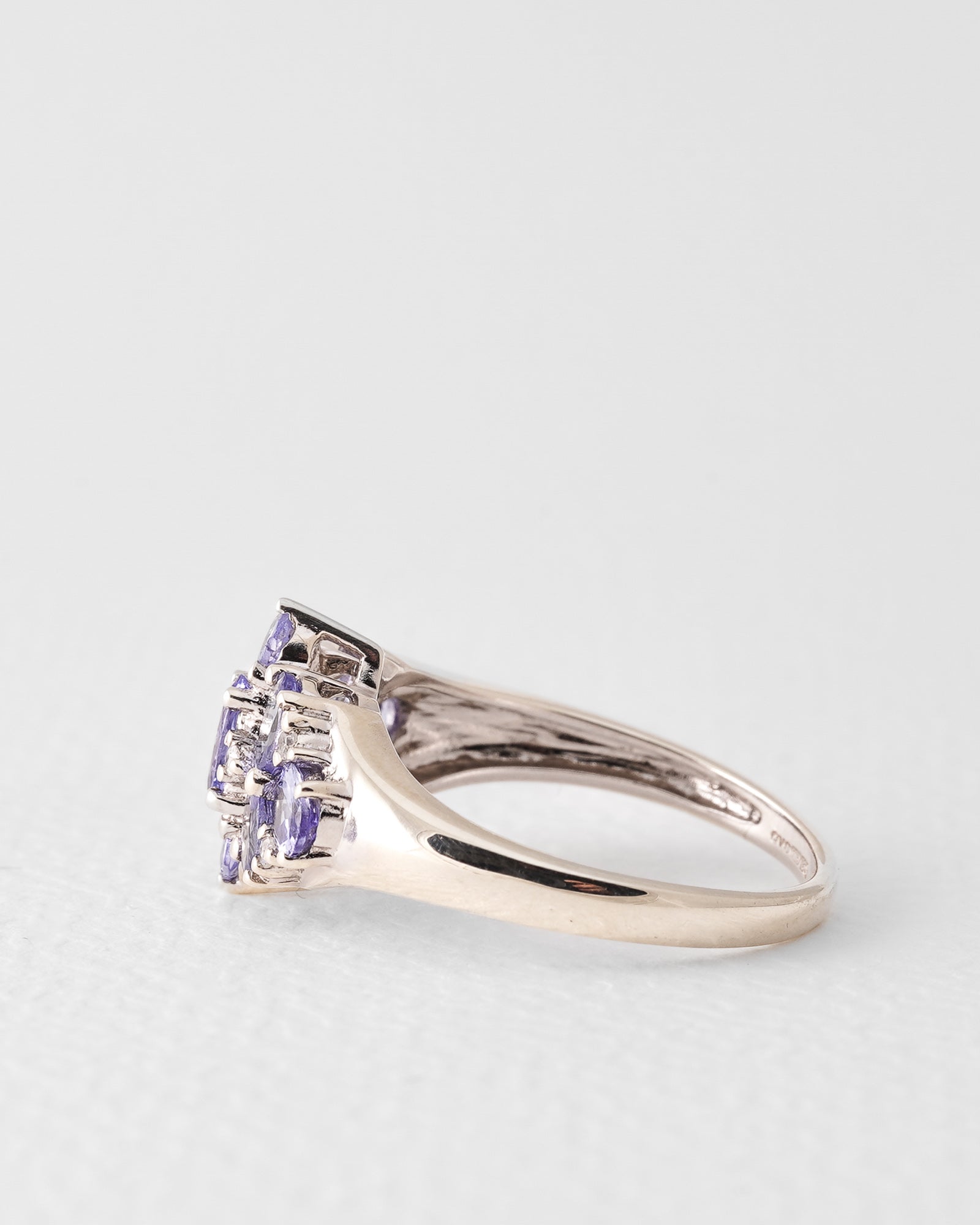 Viviane | Vintage Wit Goud Tanzaniet & Diamant Cluster