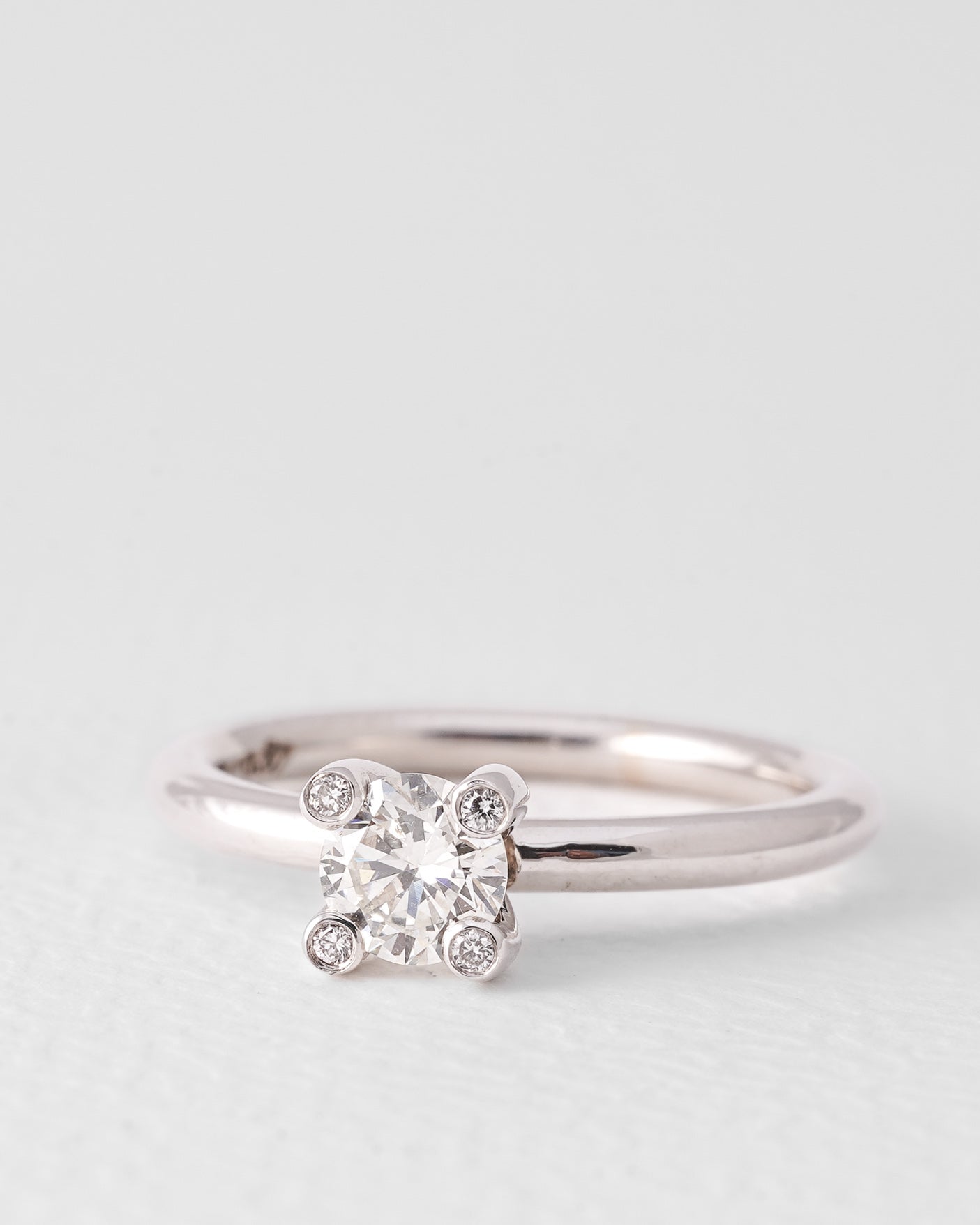 Elvira | 14K Wit Goud Briljant (0.7ct) Solitair Ring
