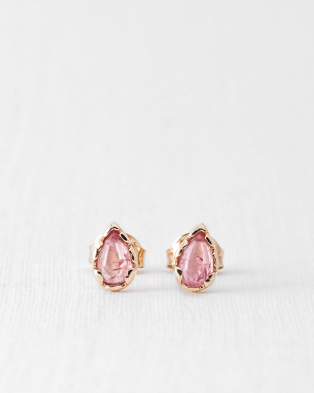 Elowyn | 14K Toermalijn Pear Cut Studs