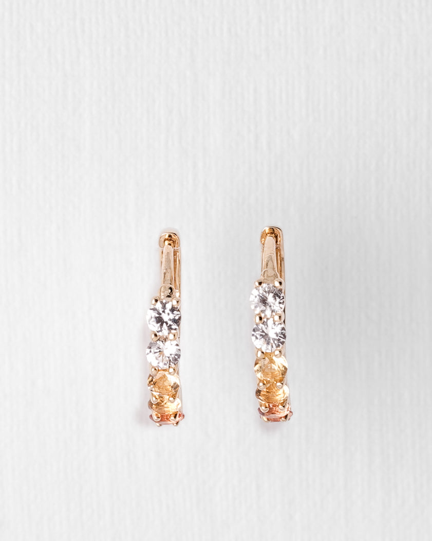 Aureline | 14K Meerkleurige Saffier & Kristal Pavé Huggies