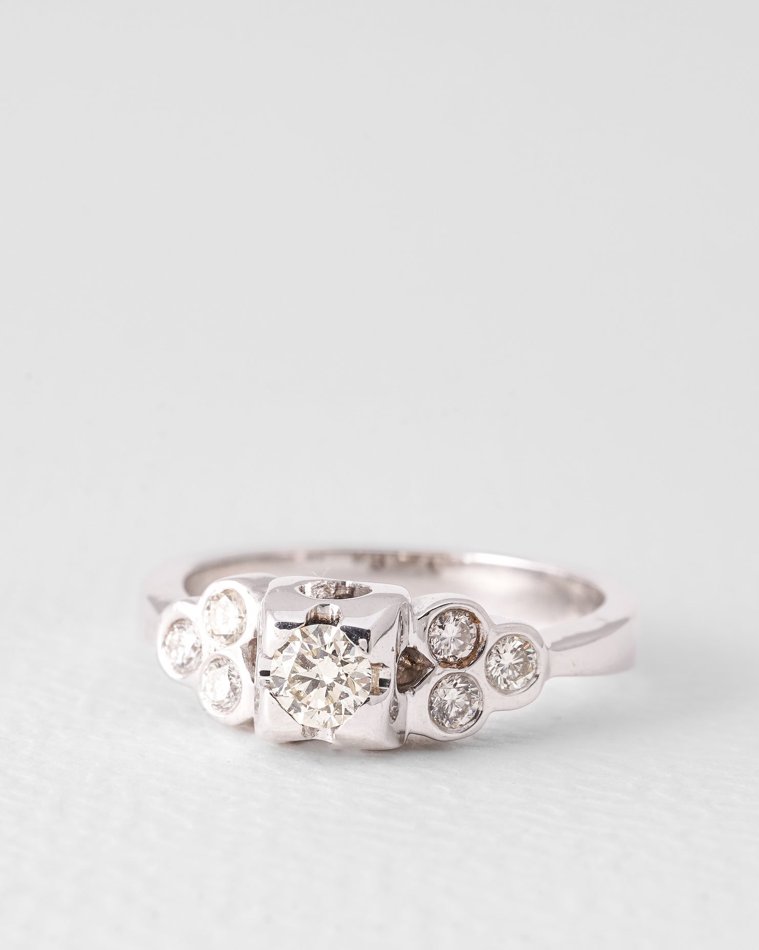 Roos | 14K Wit Goud Briljant (0.45ct) Cluster Ring