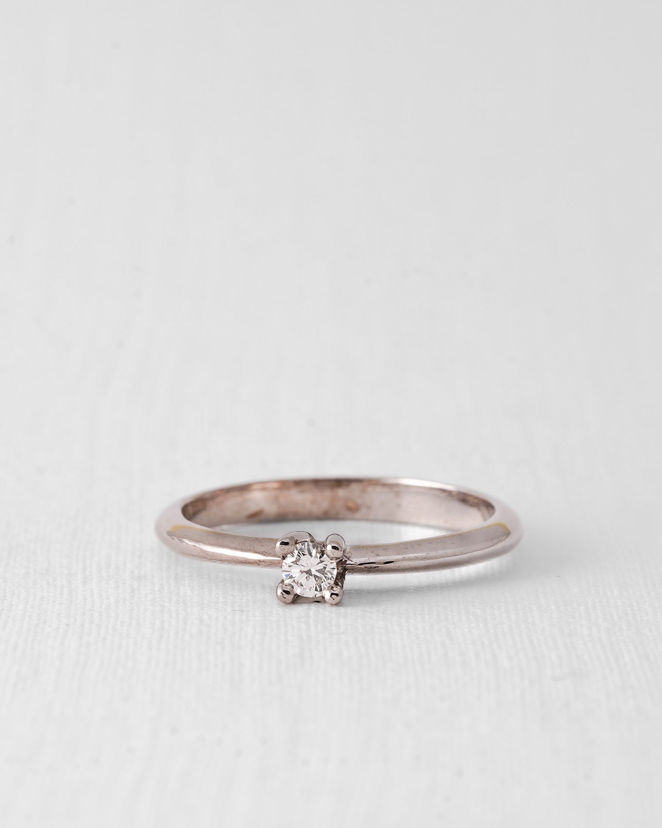 Liri | 14K Briljant (0.1ct) Solitair Ring