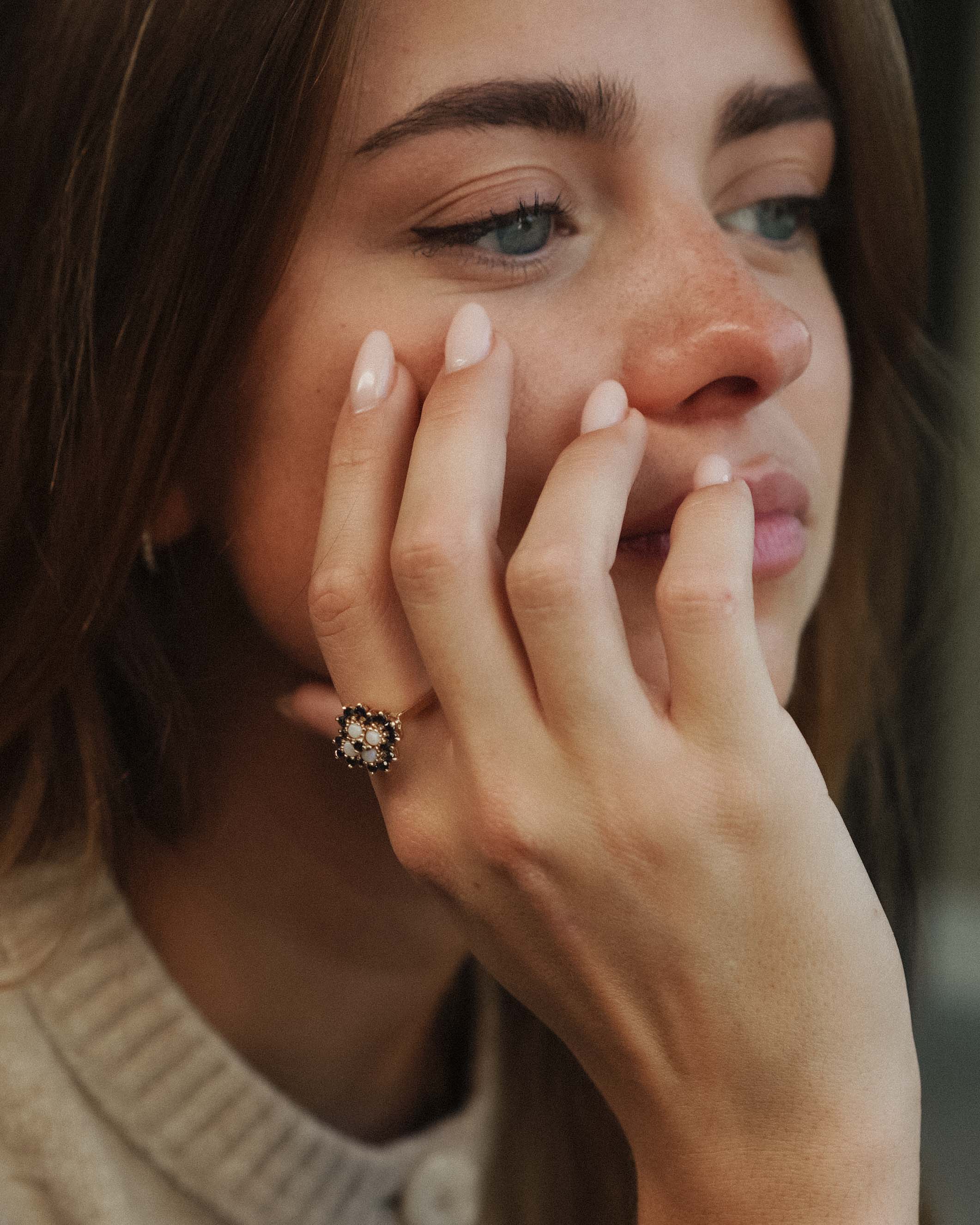 Emma | Vintage Saffier en Opaal Cluster Ring