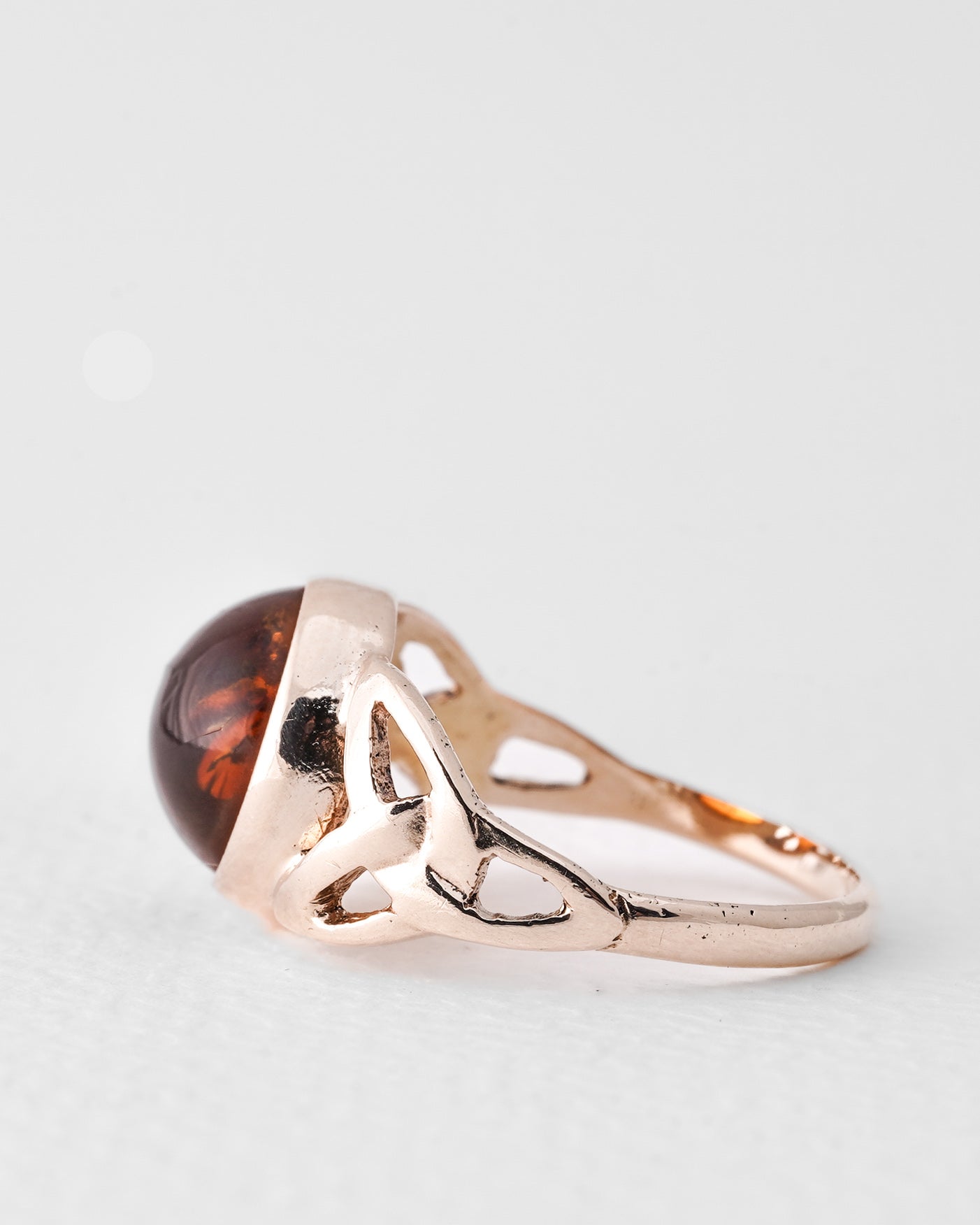 Helana | Vintage Amber Solitaire Ring - Menina Amsterdam