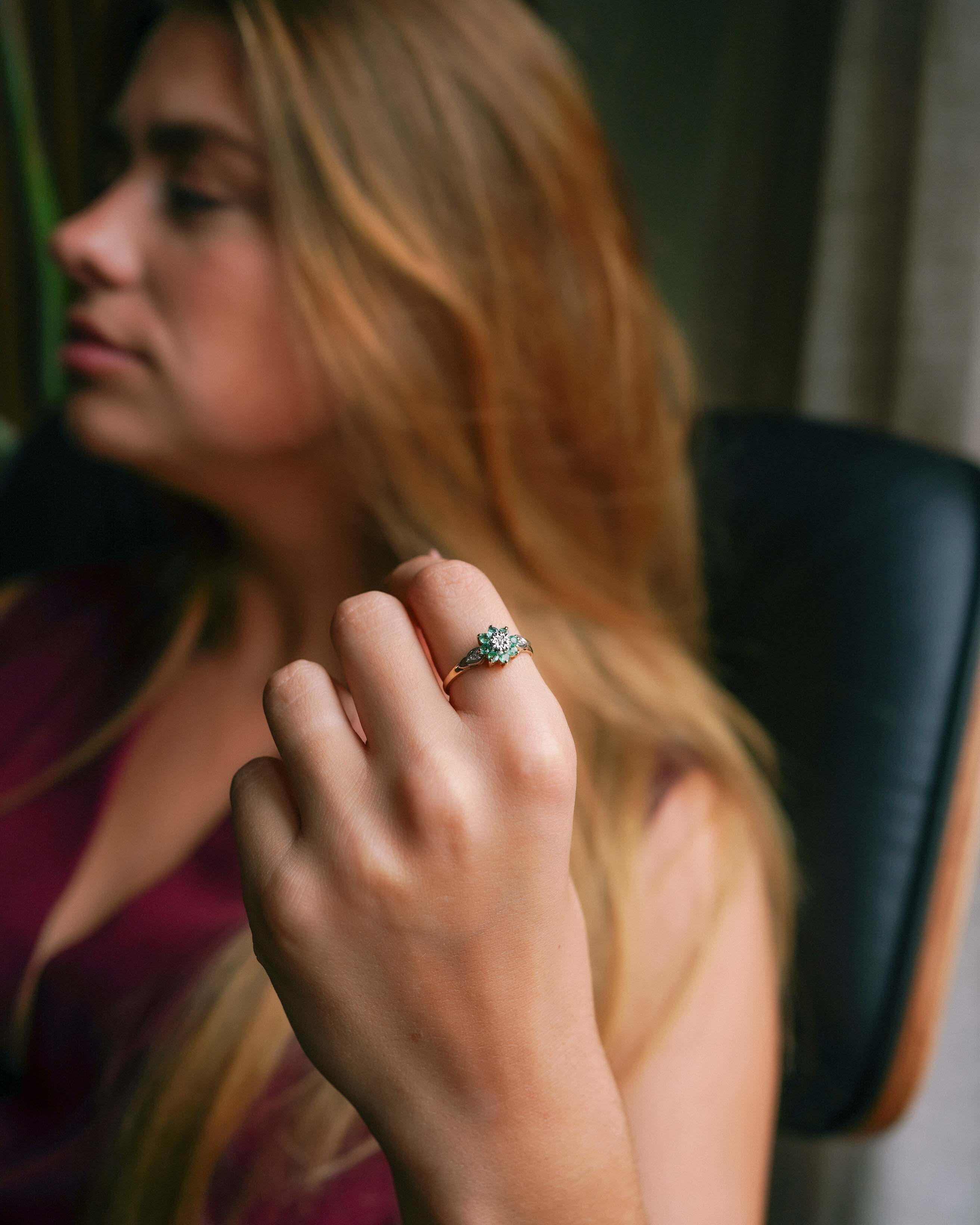 Fabienne | Vintage Smaragd & Diamant Cluster Ring