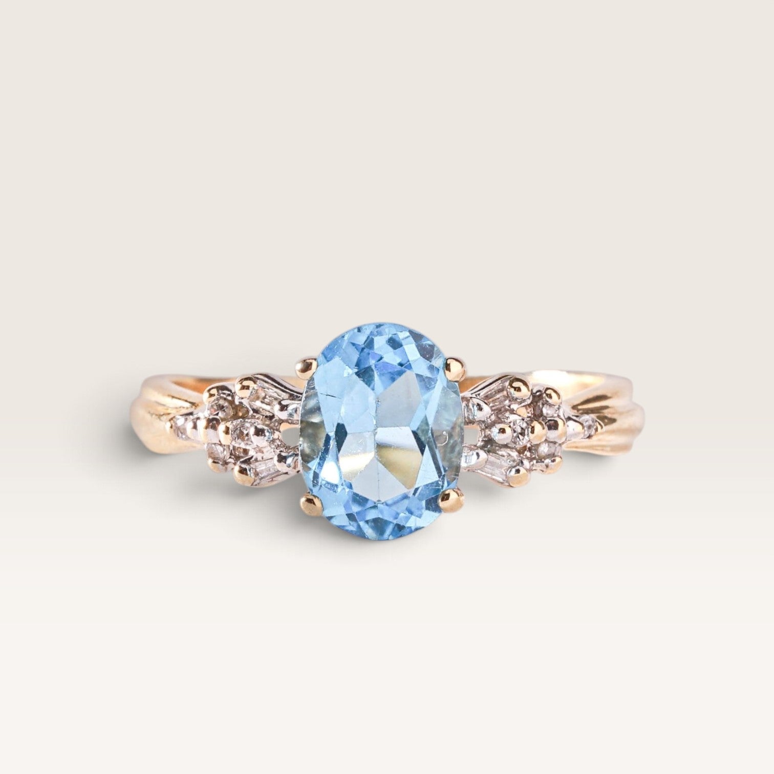 Celeste| Vintage Topaas en Diamant ring - Menina Amsterdam