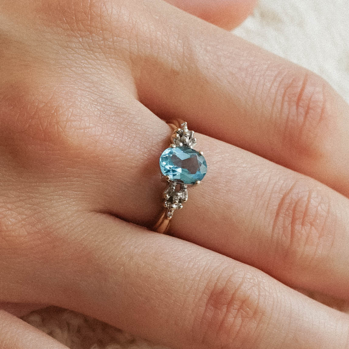 Celeste| Vintage Topaas en Diamant ring - Menina Amsterdam