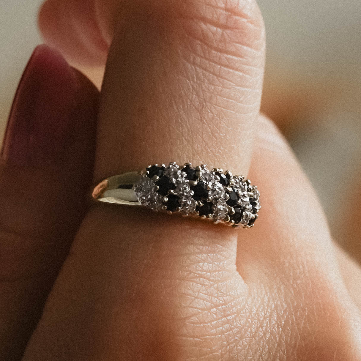 Karina| Vintage Saffier en Diamant ring - Menina Amsterdam