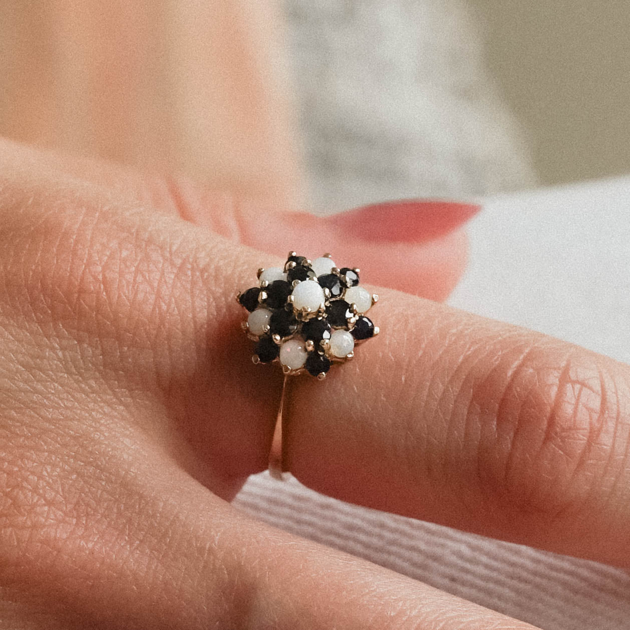 Florine| Vintage Opaal en Saffier ring - Menina Amsterdam