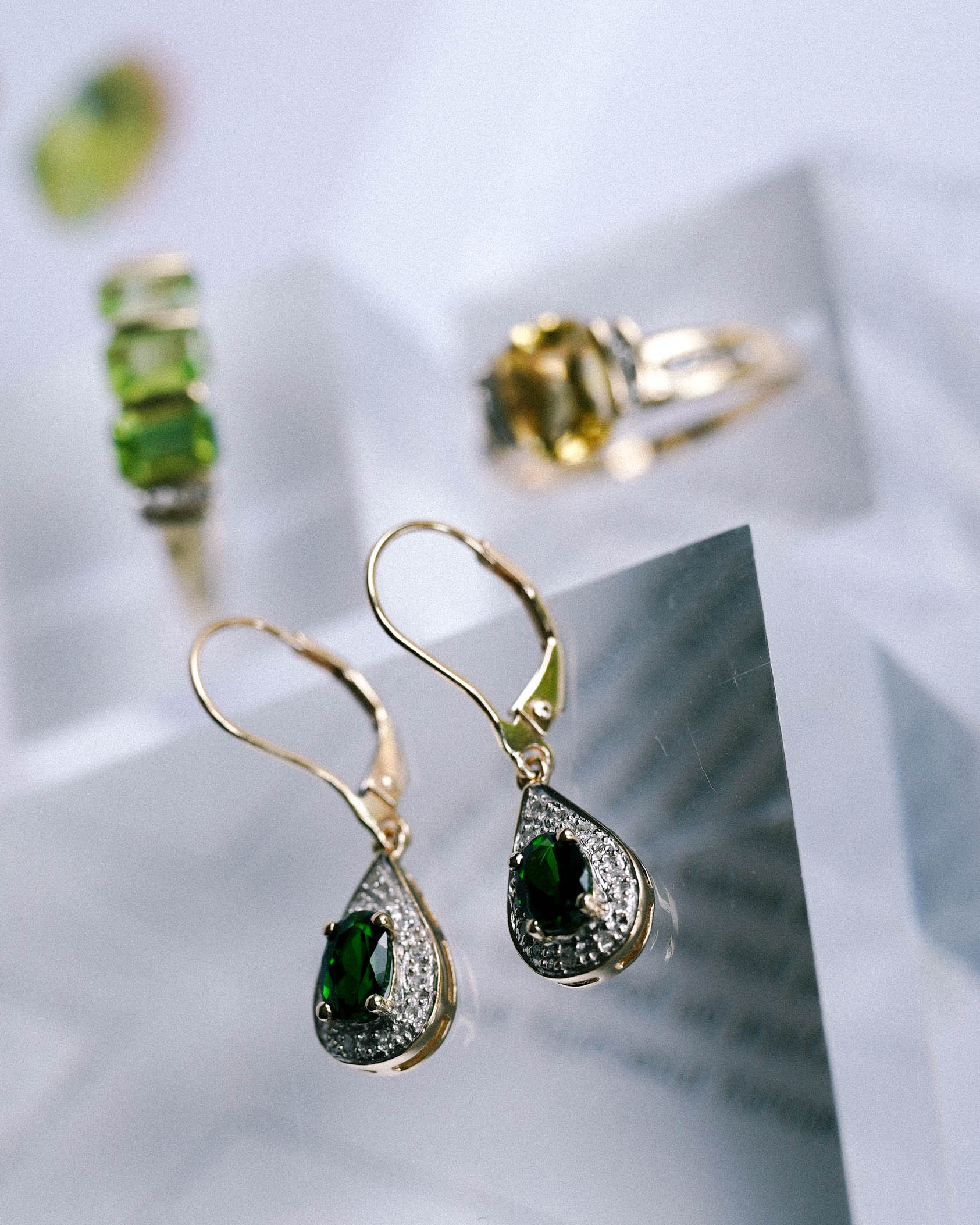 Serena | Vintage Diopsiet & Diamant Oorbellen