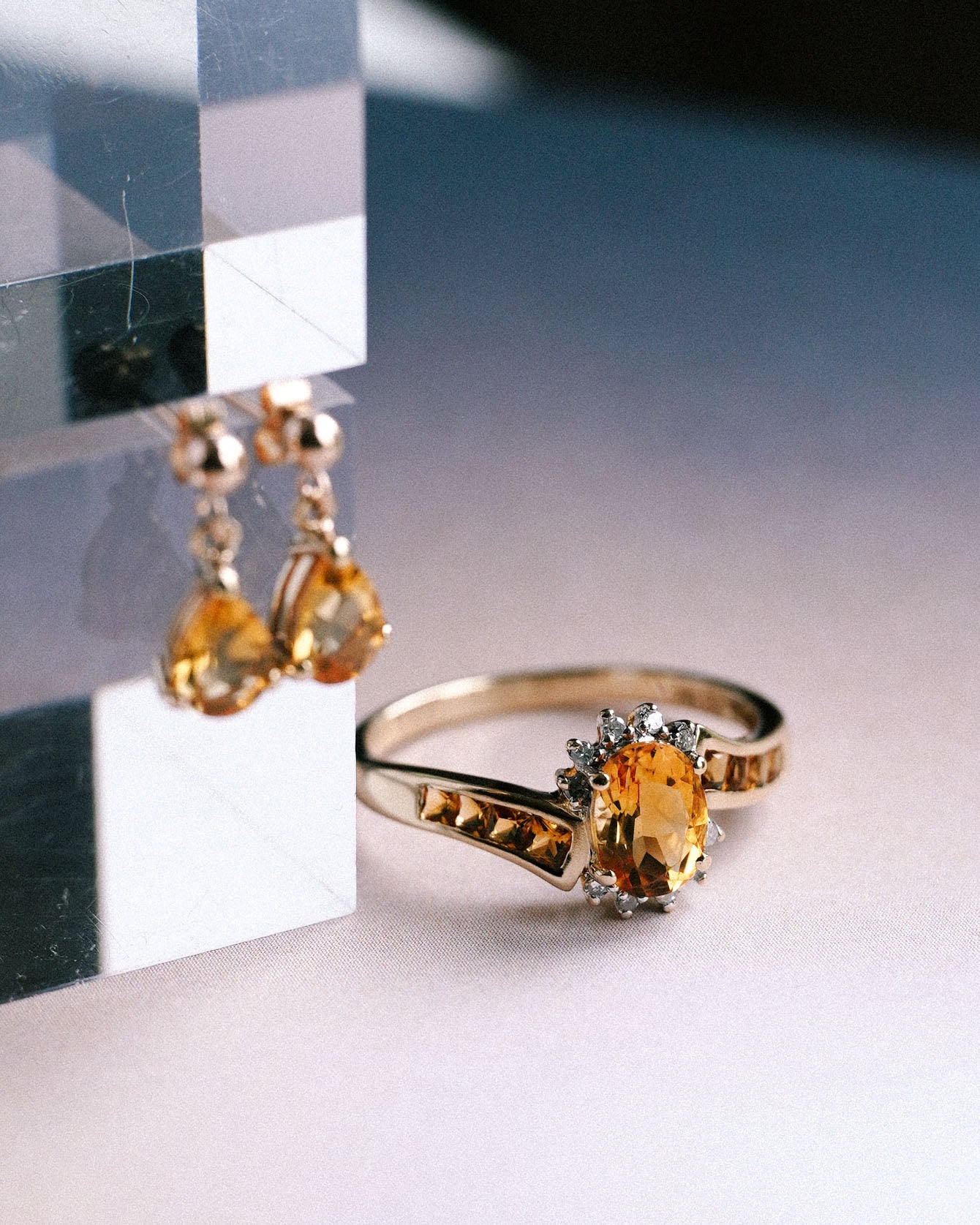 Esme | Vintage Citrien & Diamant Solitaire Ring