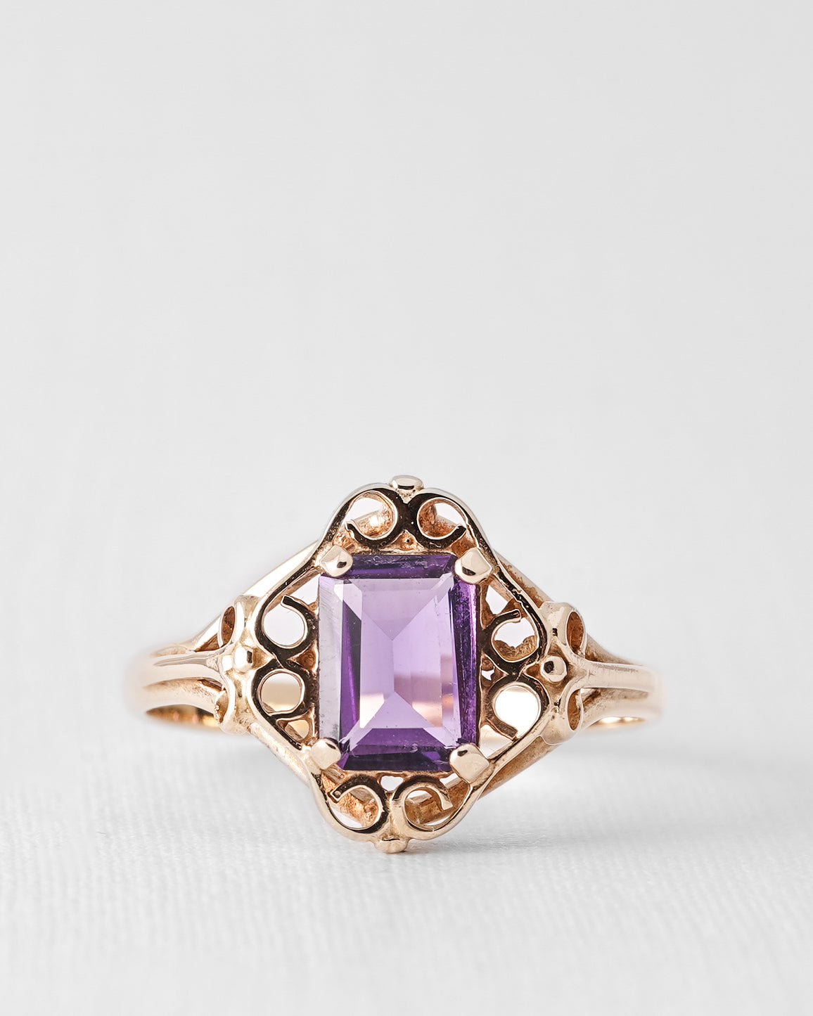 Romy | Vintage Amethist Dress Ring
