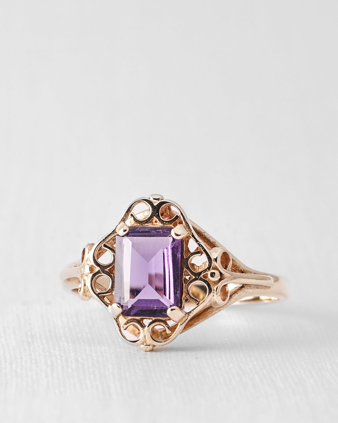 Romy | Vintage Amethist Dress Ring