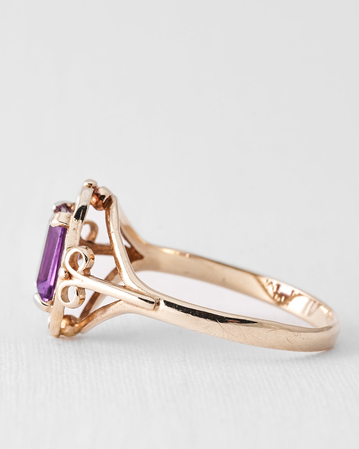 Romy | Vintage Amethist Dress Ring