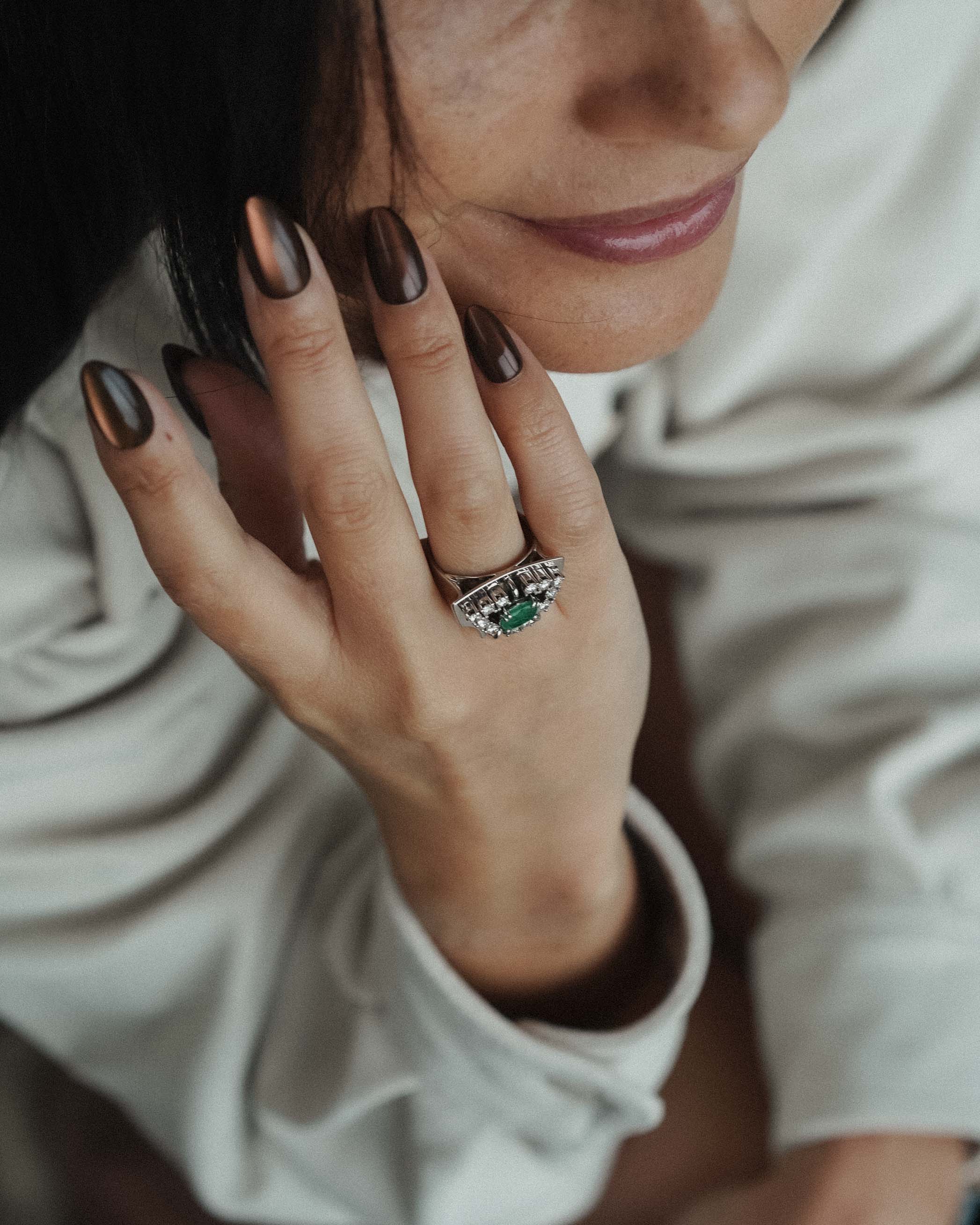 Veyla | 14K Briljant (0.6ct) & Smaragd (1.8ct) Statement Ring