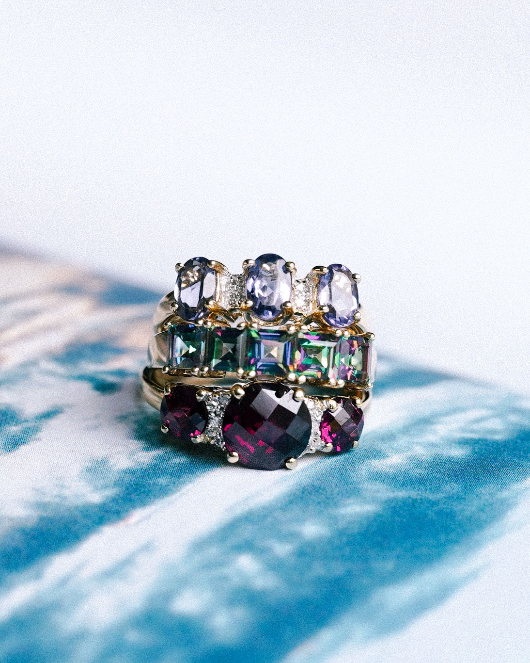 Rafaela | Vintage Granaat & Diamant Driesteen Ring