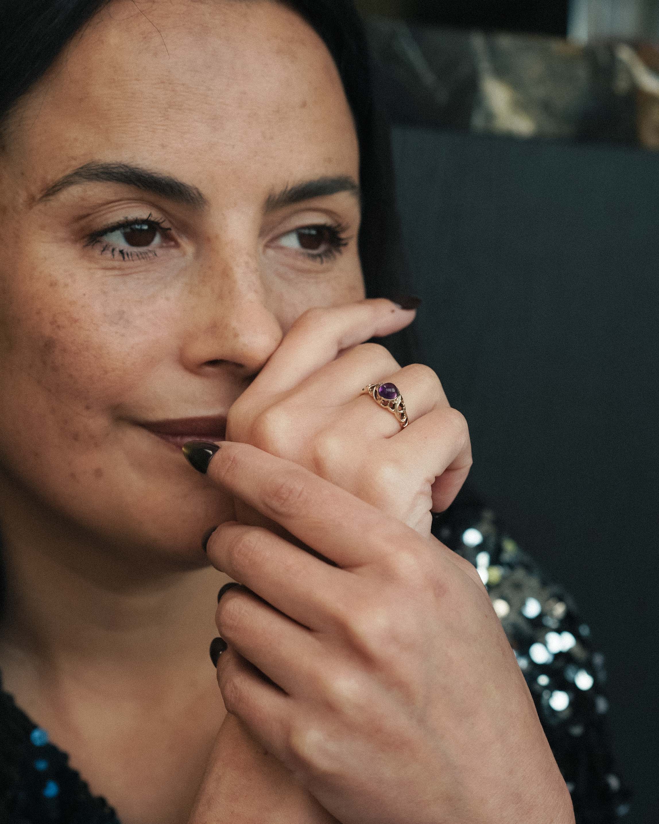 Ravena | Vintage Cabochon Amethist Solitair Ring