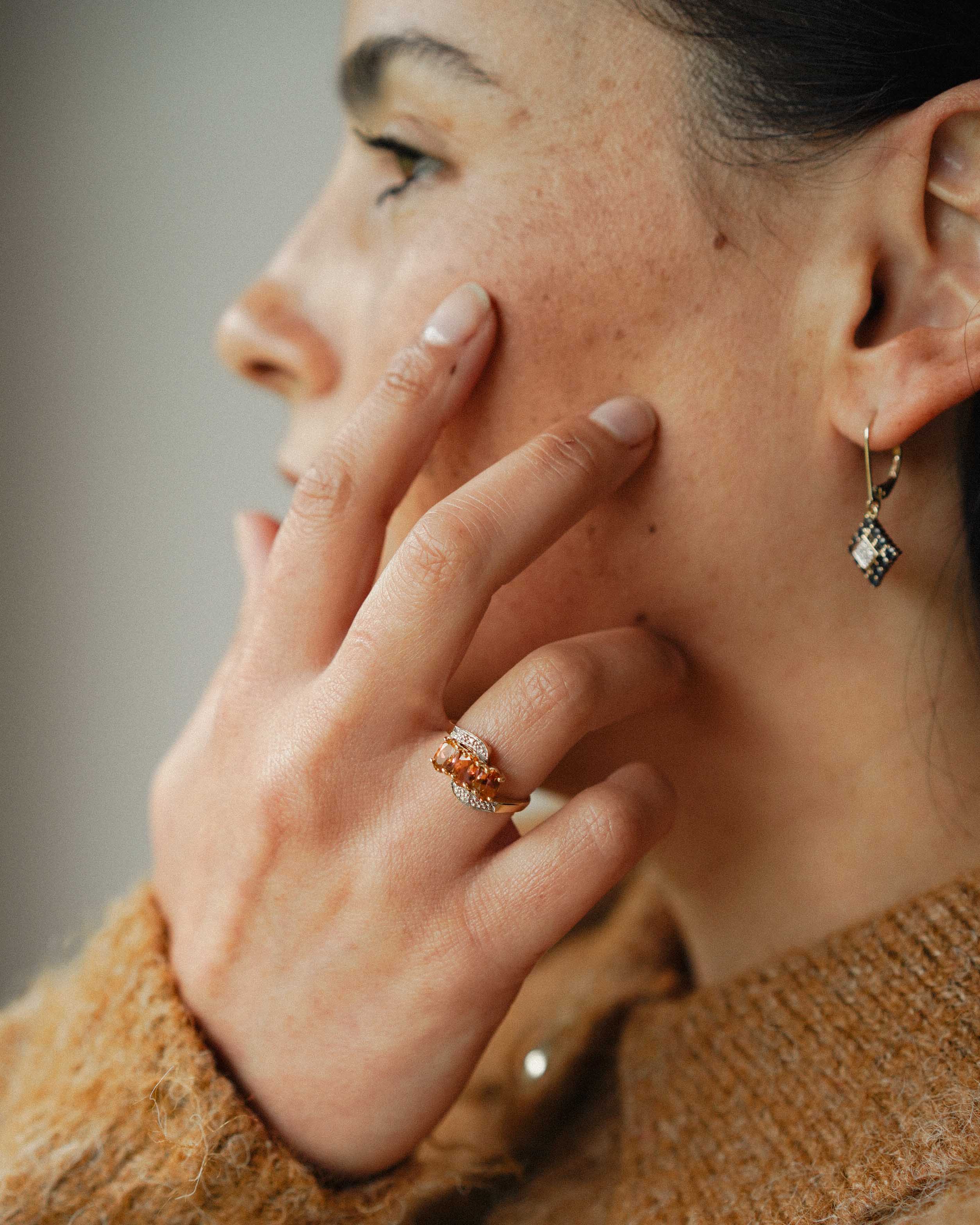 Odile | Vintage Topaas & Diamant Driesteen Ring