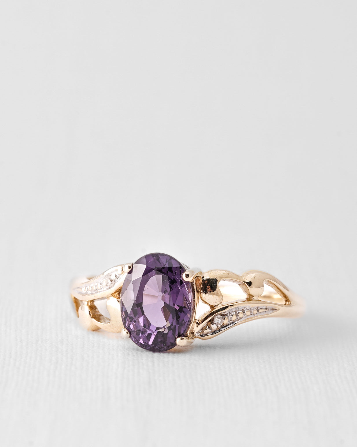 Renata | Vintage Spinel & Diamant Solitaire Ring