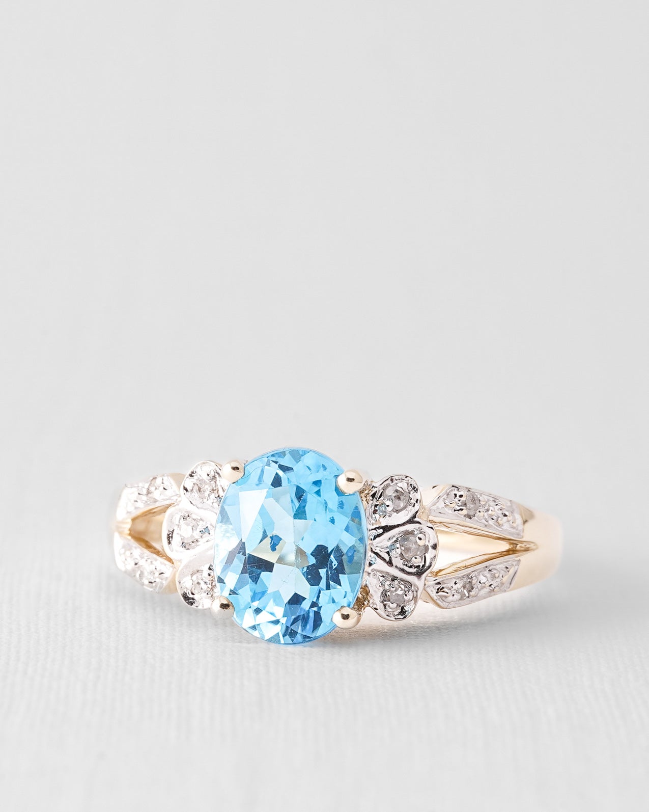 Zyra | Vintage Topaas & Diamant Solitaire Ring