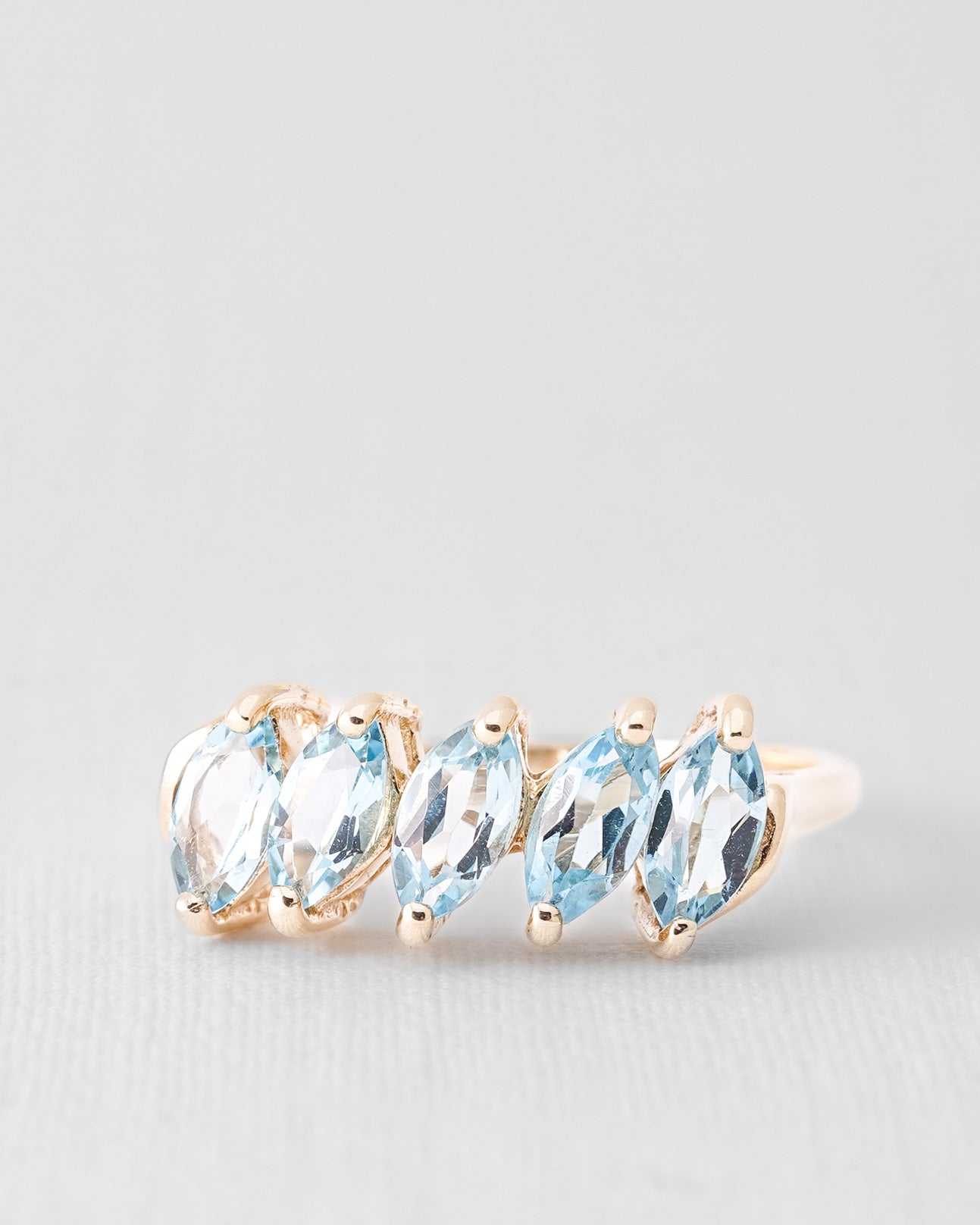 Sabine | Vintage Topaas Vijfsteen Ring