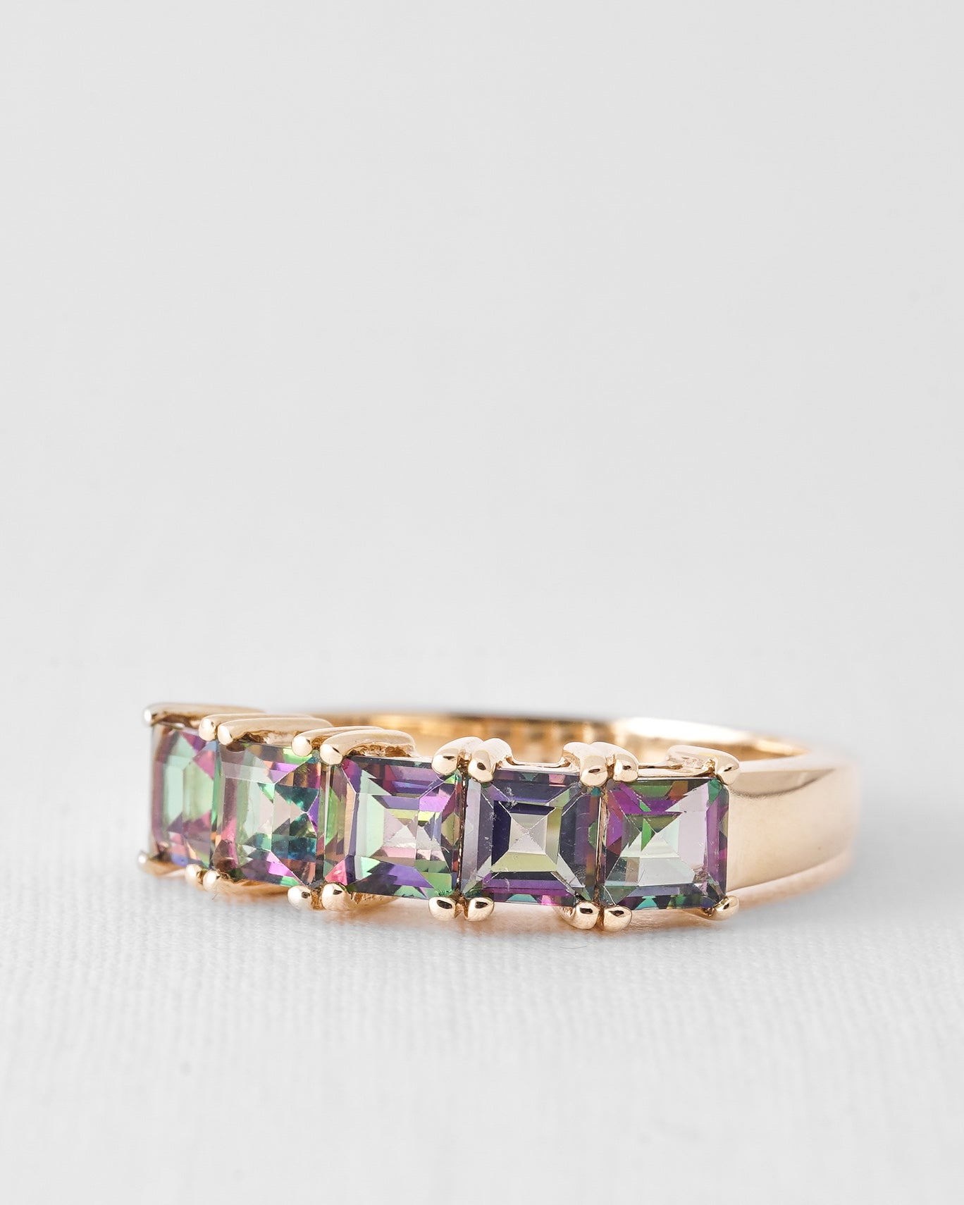 Lucienne | Vintage Mystic Topaas Vijfsteen Ring